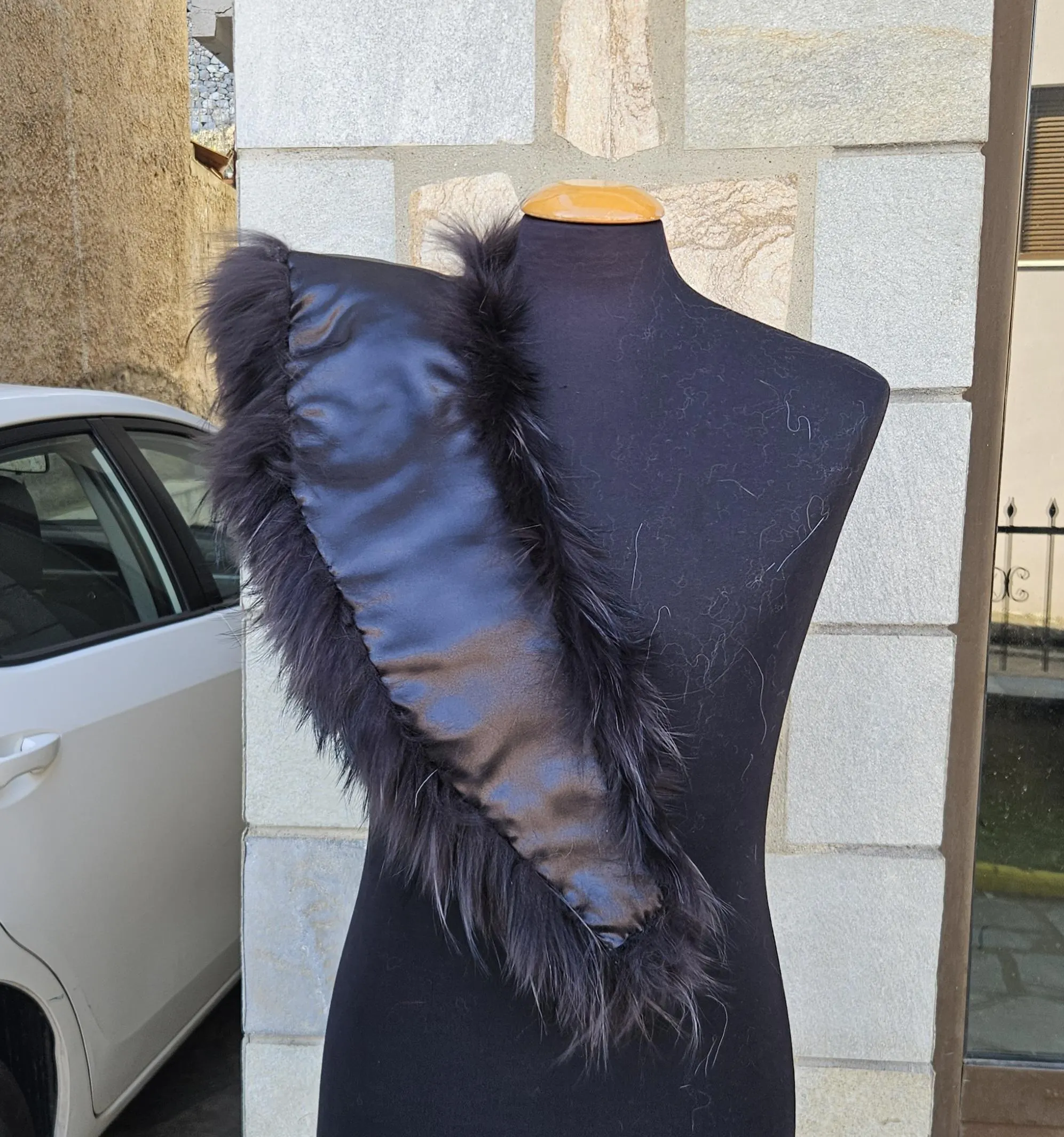 Real Fin Raccoon Fur Collar - Image 5