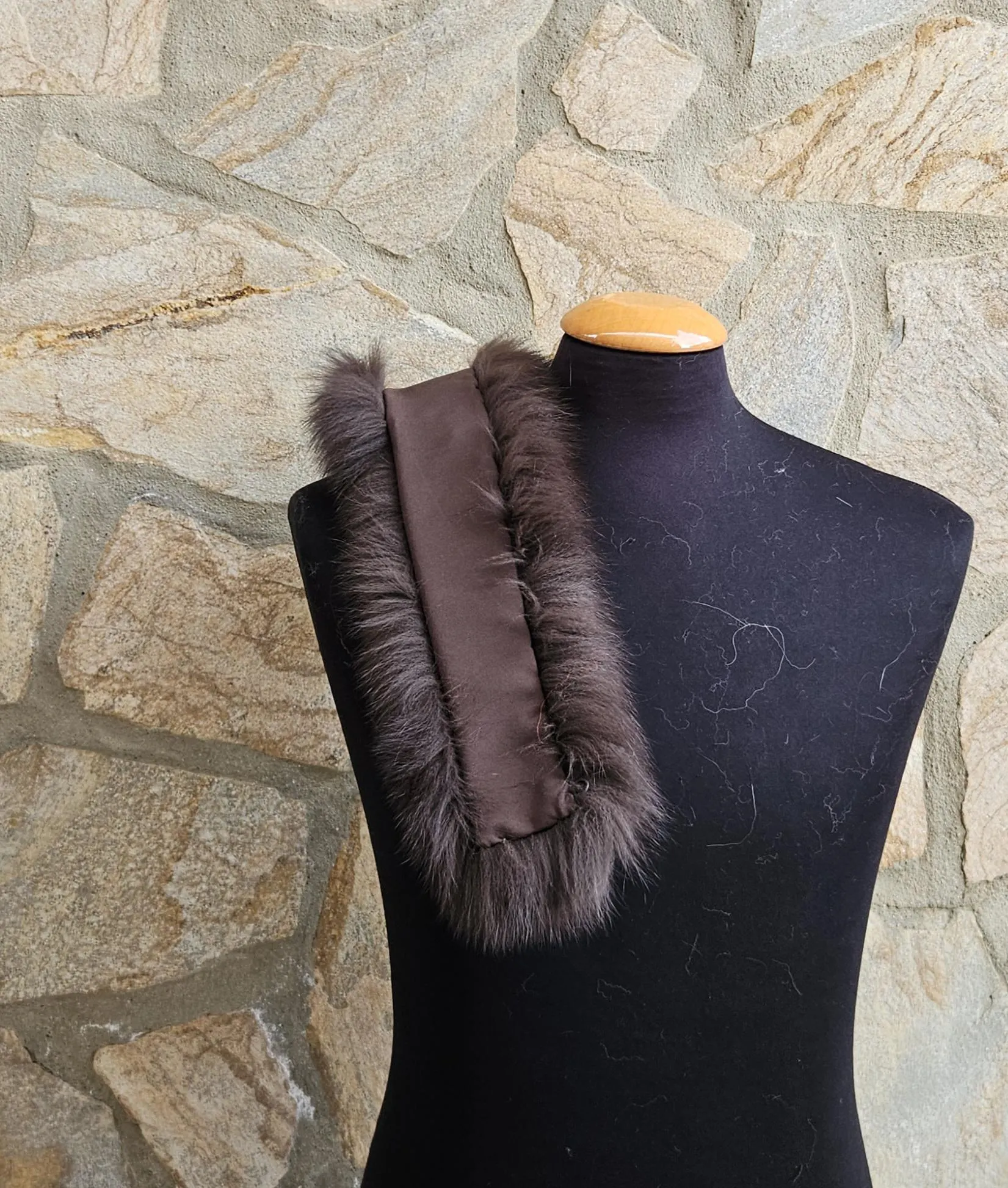 Real Fox Fur Collar in brown color - Image 5