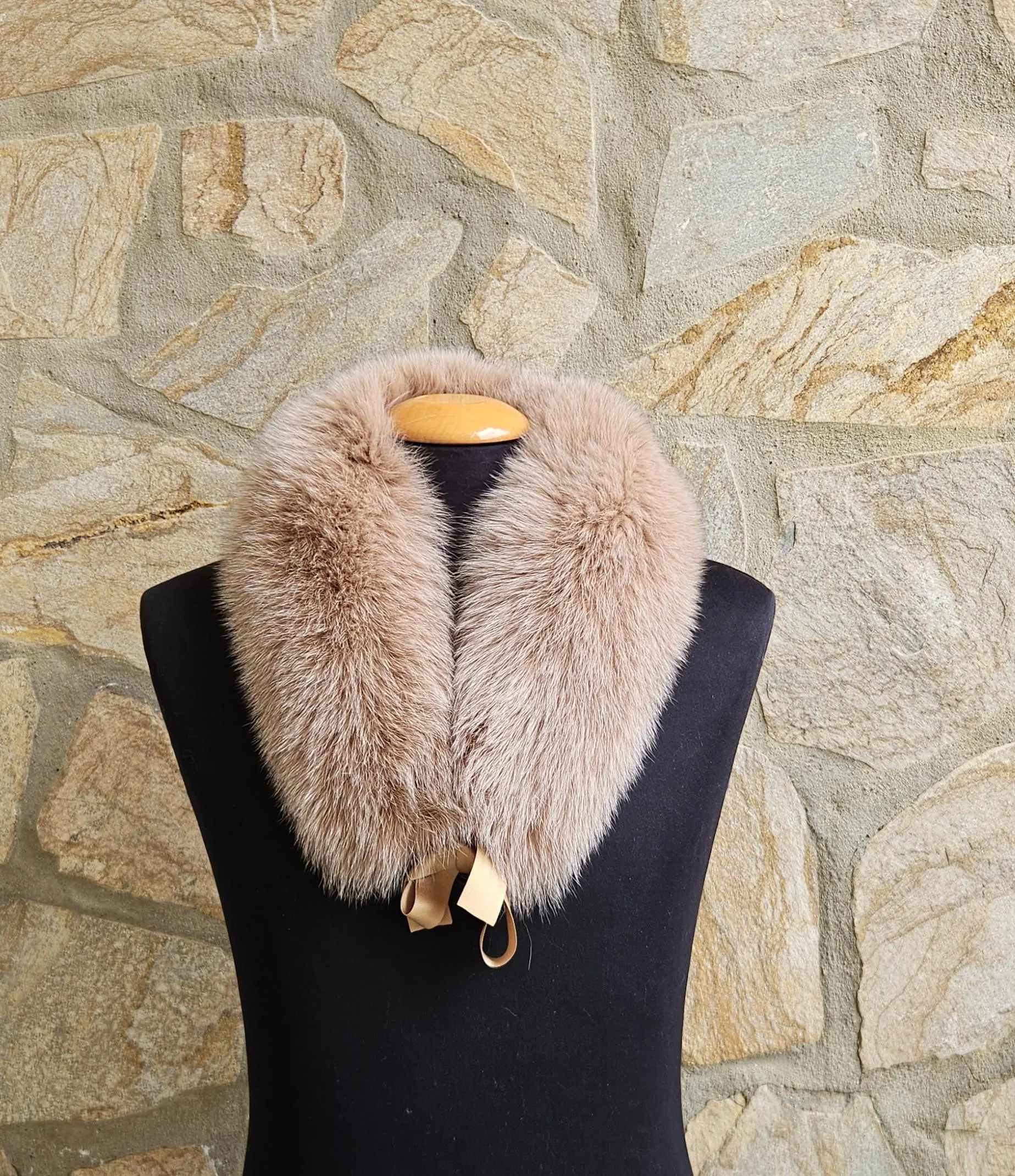 Real Fox Fur Collar with ribbon