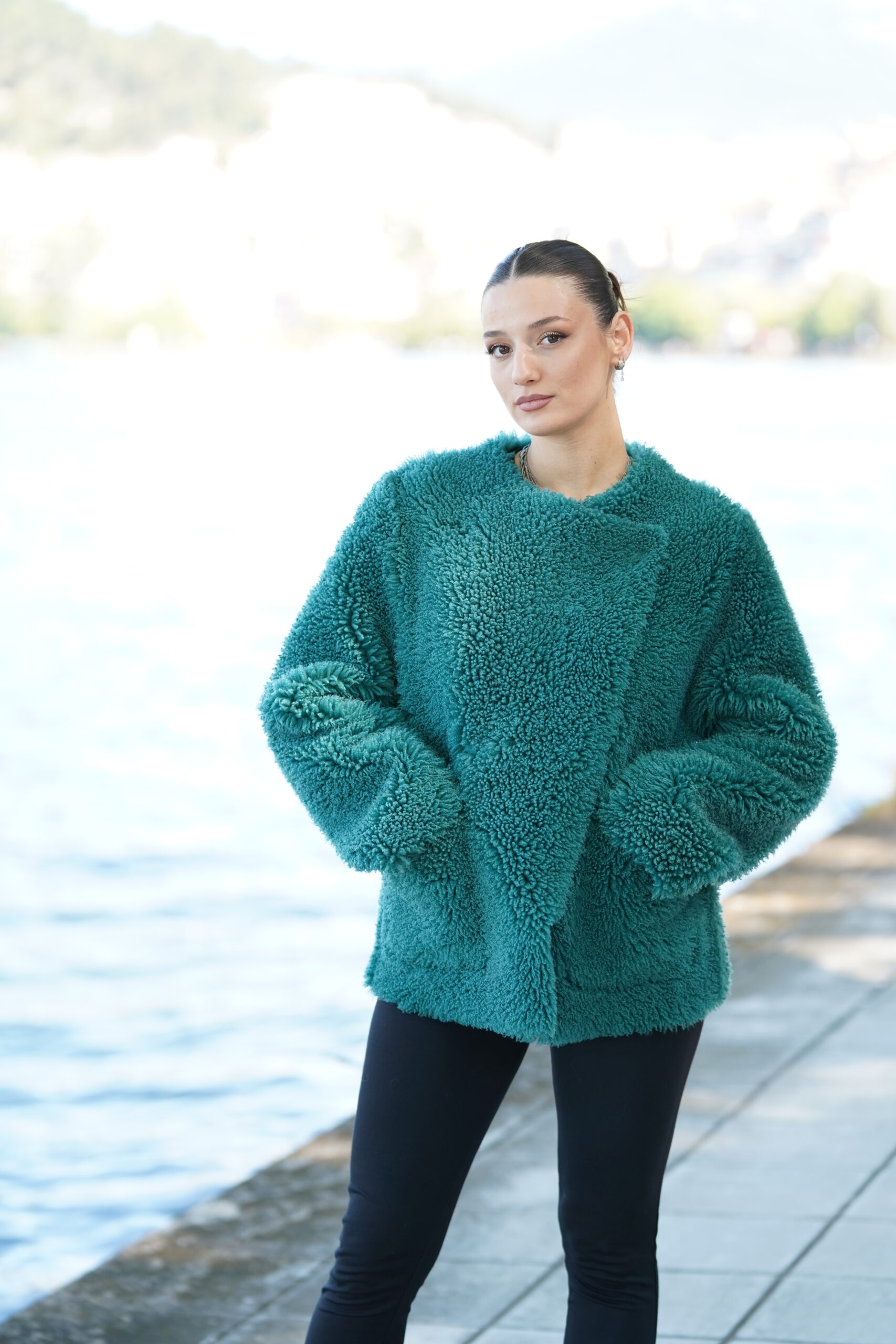 Elevate Your Winter Wardrobe with Real Sheepskin Fur Coat, Women’s Elegant Outerwear