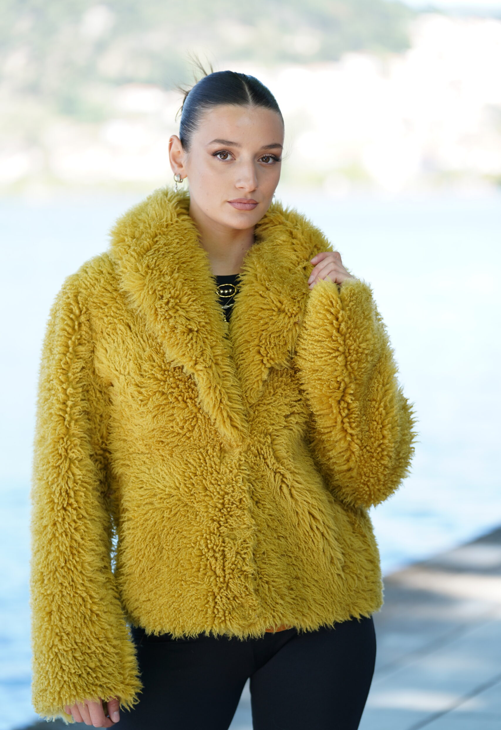 Elevate Your Winter Wardrobe with Real Sheepskin Fur Coat, Women’s Elegant Outerwear