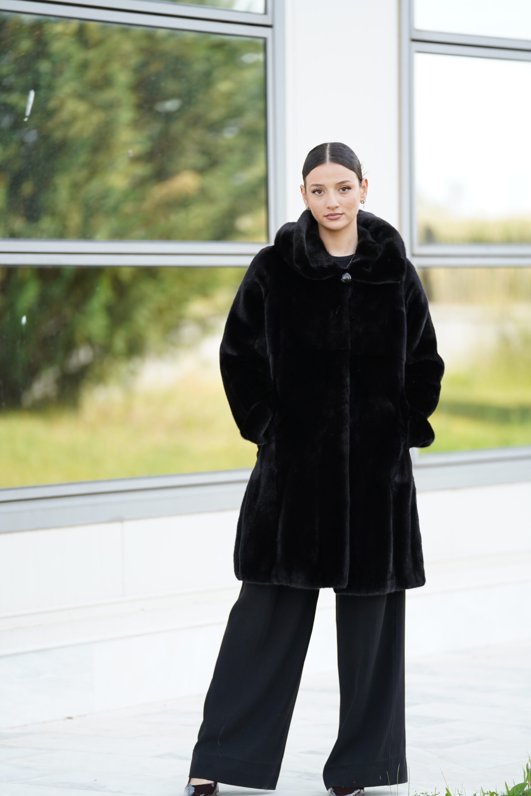 Elevate Your Winter Wardrobe with Real Mink Blackglama Fur Coat, Women’s Elegant Outerwear