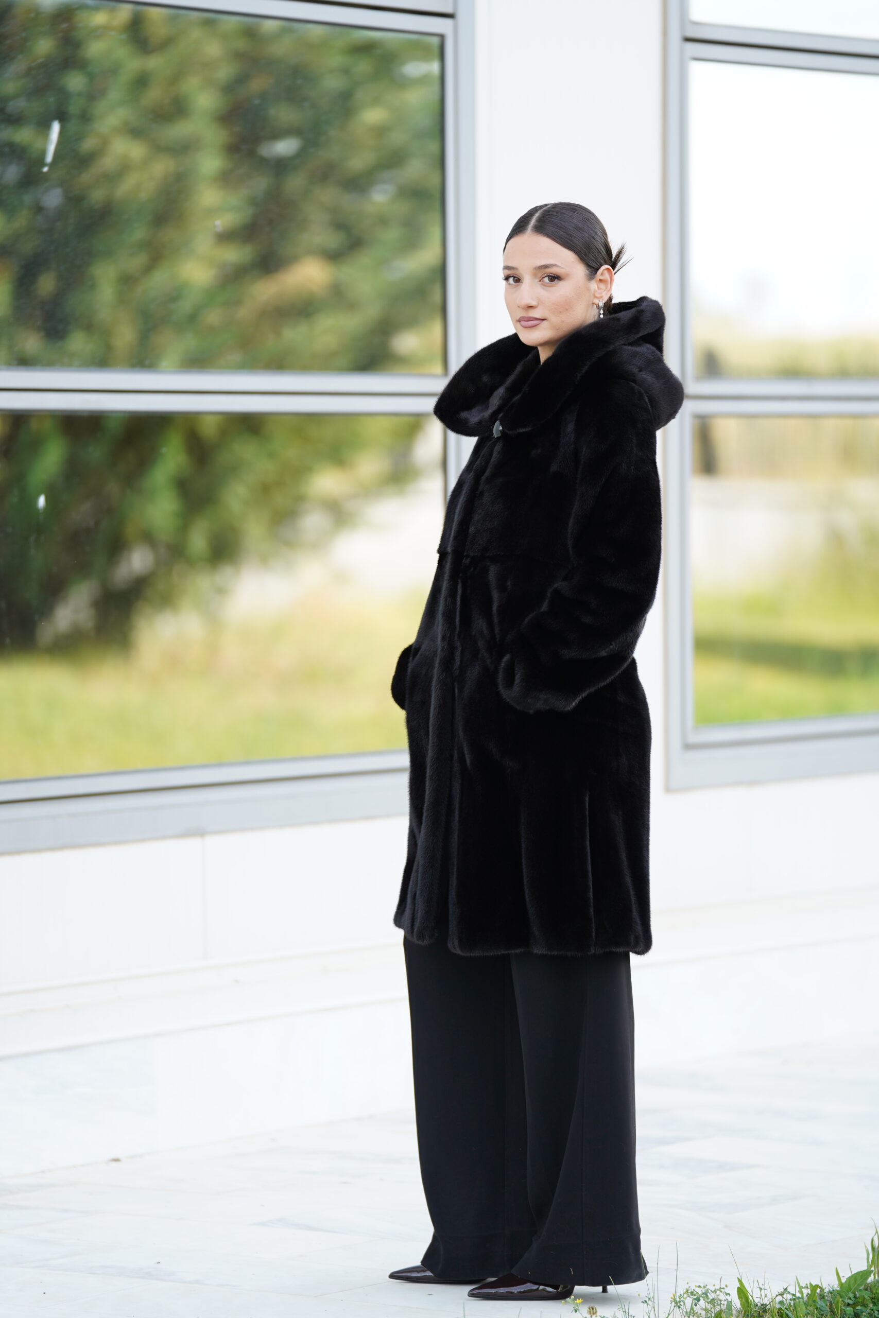 Elevate Your Winter Wardrobe with Real Mink Blackglama Fur Coat, Women’s Elegant Outerwear - Image 6