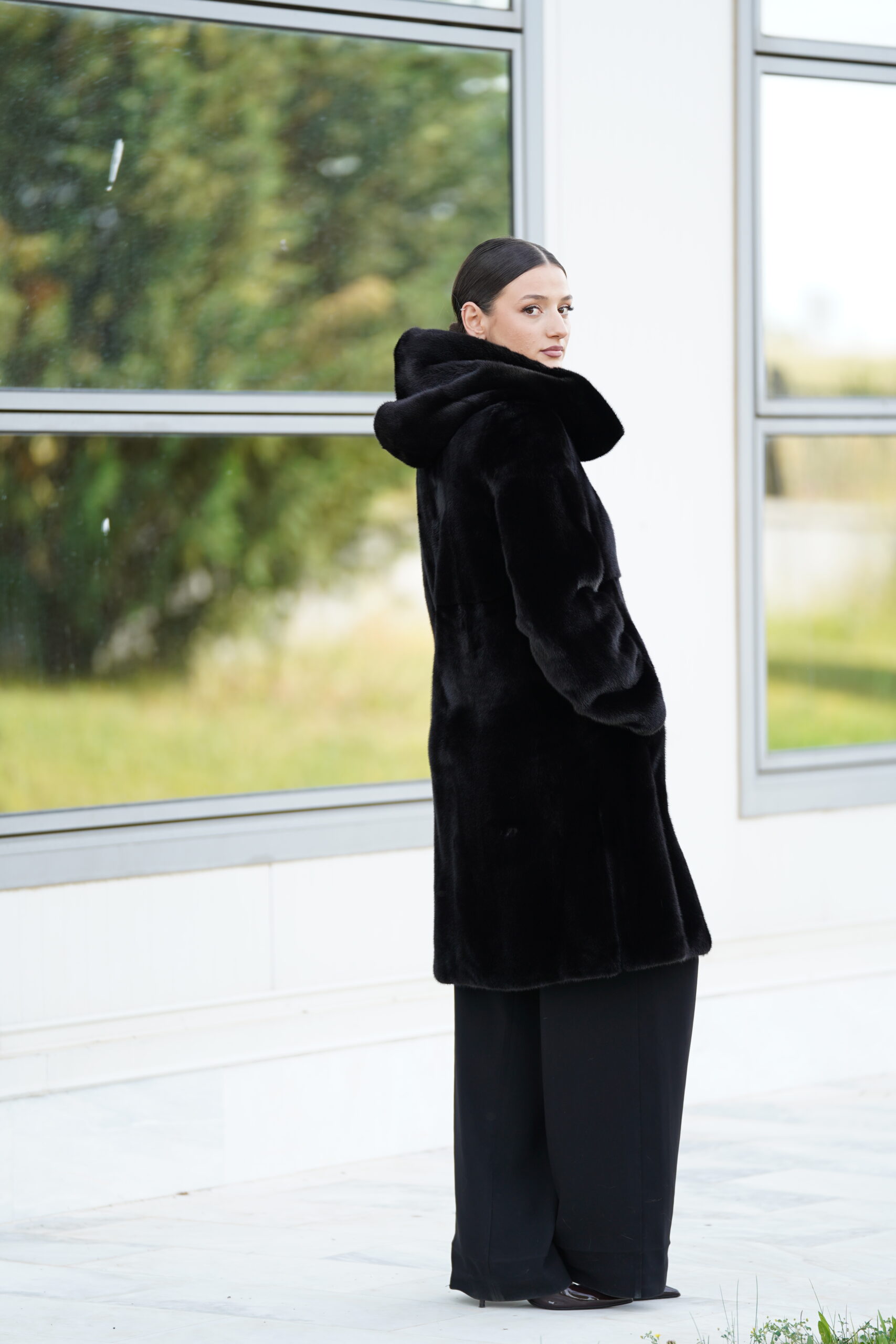 Elevate Your Winter Wardrobe with Real Mink Blackglama Fur Coat, Women’s Elegant Outerwear - Image 5