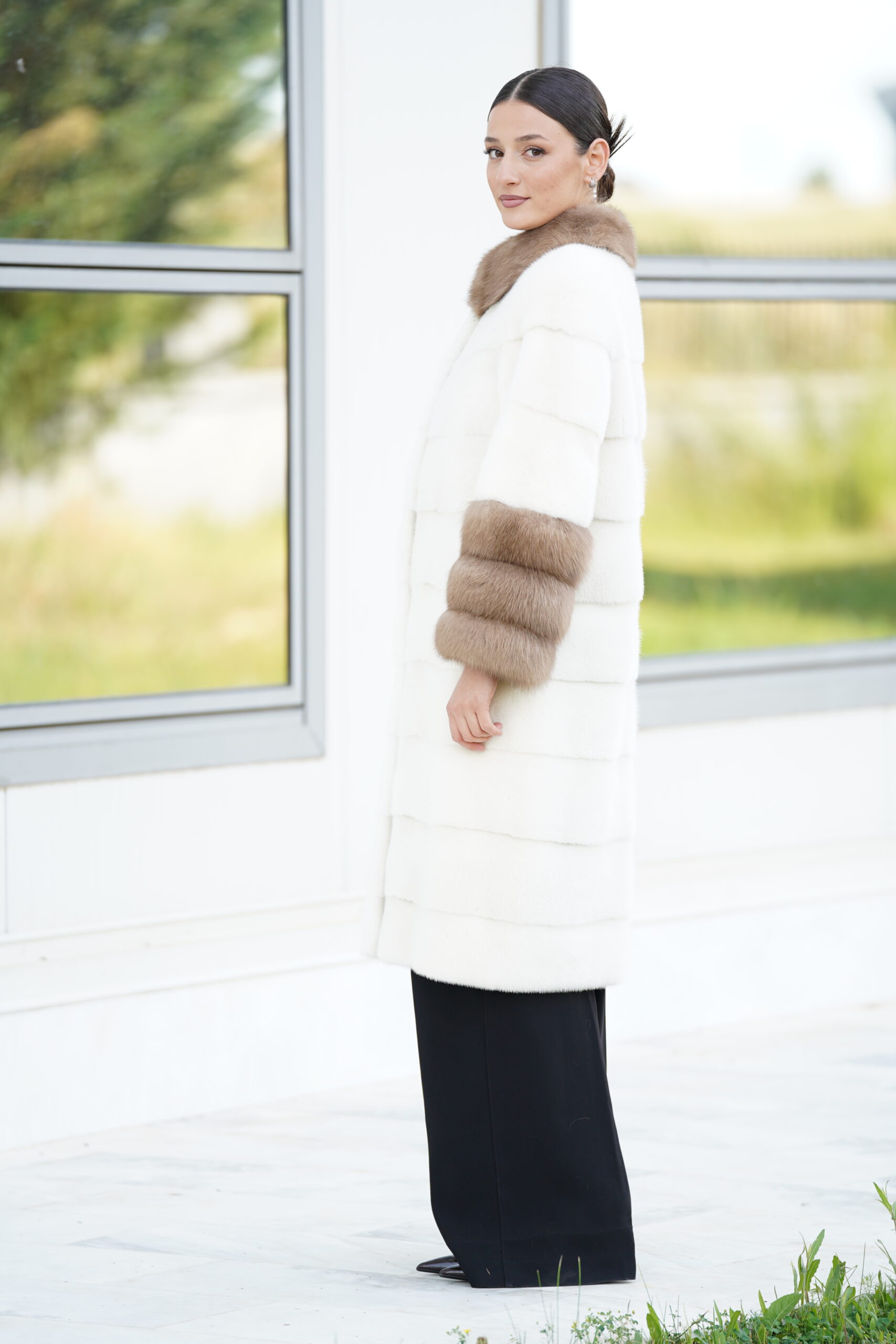 Elevate Your Winter Wardrobe with Real Mink Fur Coat with Baumarten Fur Trim, Women’s Elegant Outerwear - Image 5
