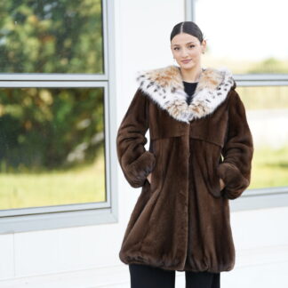 Elevate Your Winter Wardrobe with Real Mink Fur Coat with Bobcat Fur, Women’s Elegant Outerwear