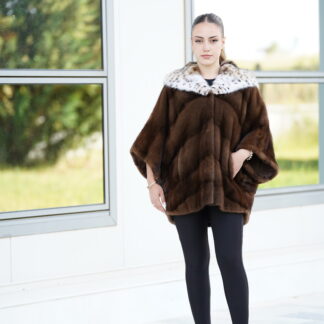 Elevate Your Winter Wardrobe with Real Mink Fur Coat with Bobcat Fur, Women’s Elegant Outerwear