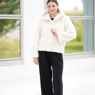 Elevate Your Winter Wardrobe with Real Pearl Mink Fur Coat, Women’s Elegant Outerwear