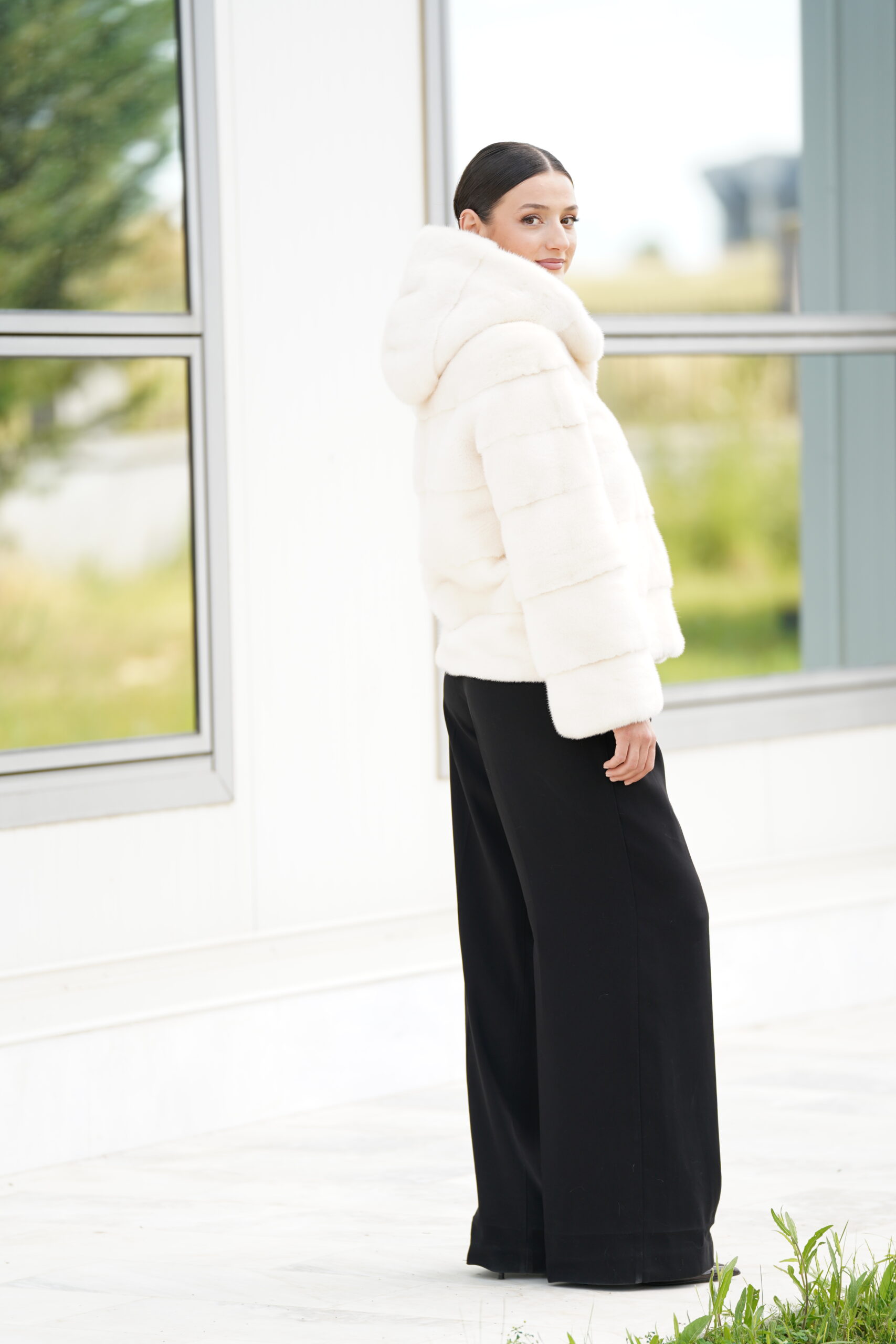 Elevate Your Winter Wardrobe with Real Pearl Mink Fur Coat, Women’s Elegant Outerwear - Image 8