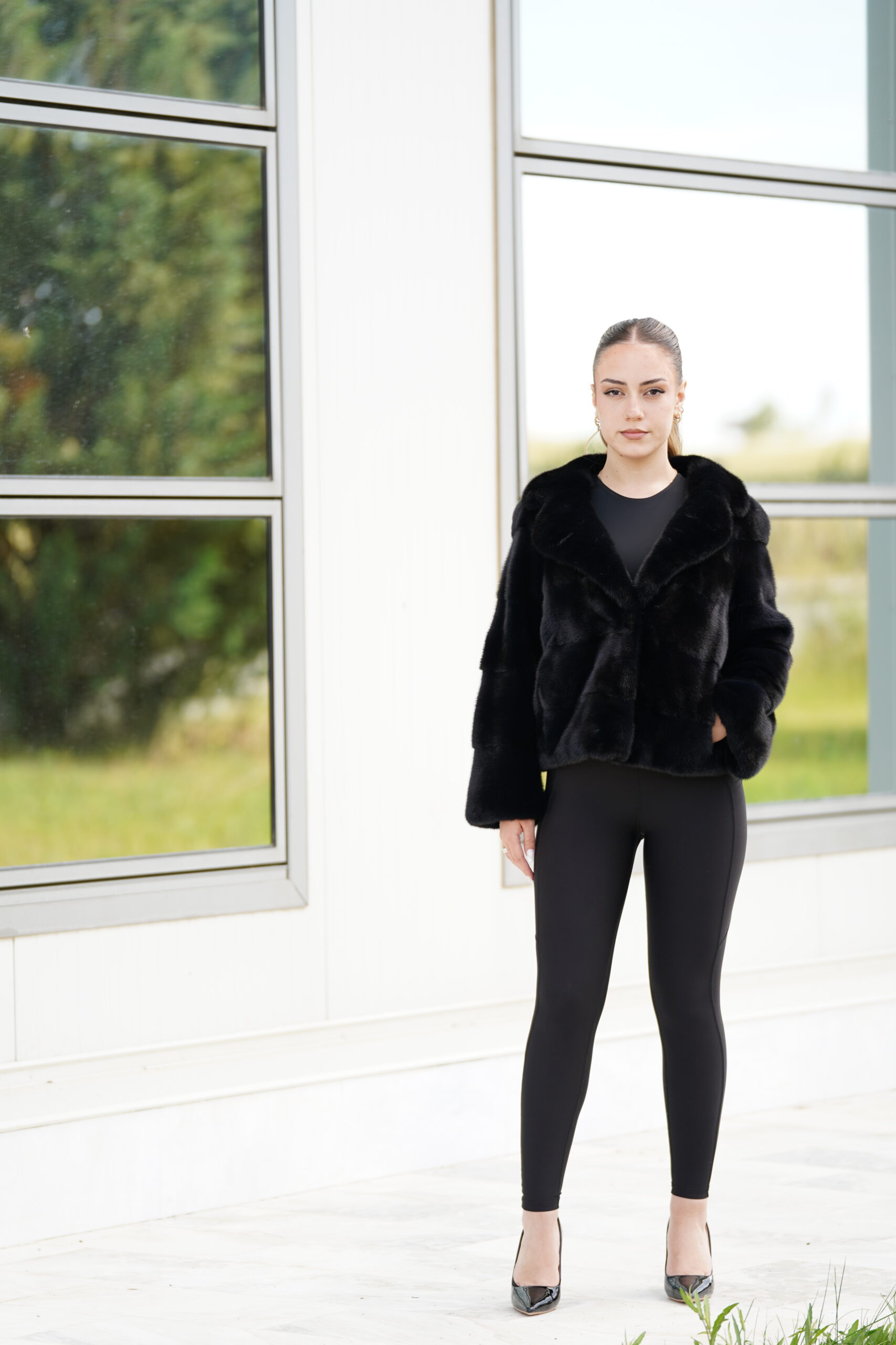 Elevate Your Winter Wardrobe with Real Mink Blue Black Fur Coat, Women’s Elegant Outerwear