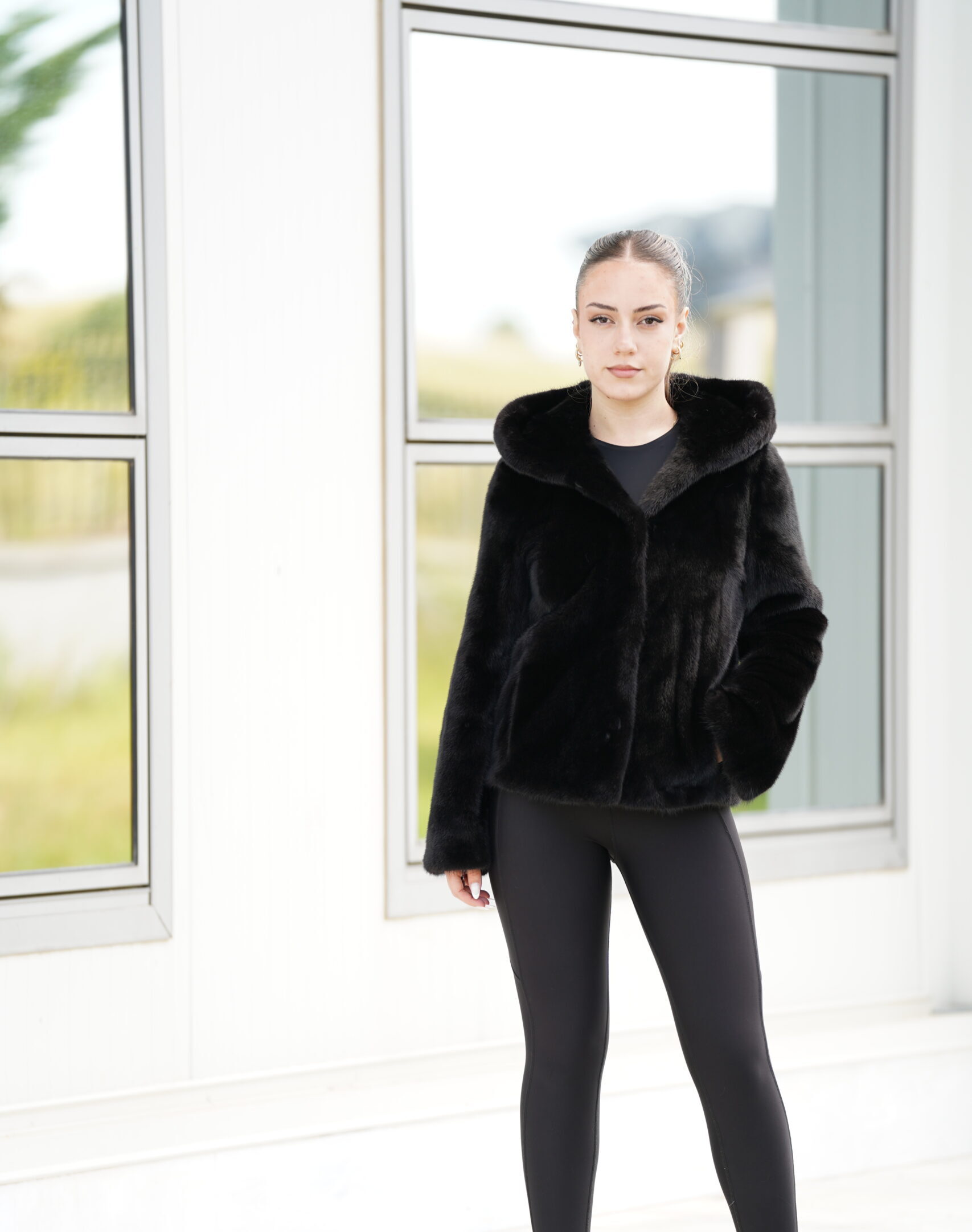 Elevate Your Winter Wardrobe with Real Mink Blackglama Fur Coat, Women’s Elegant Outerwear