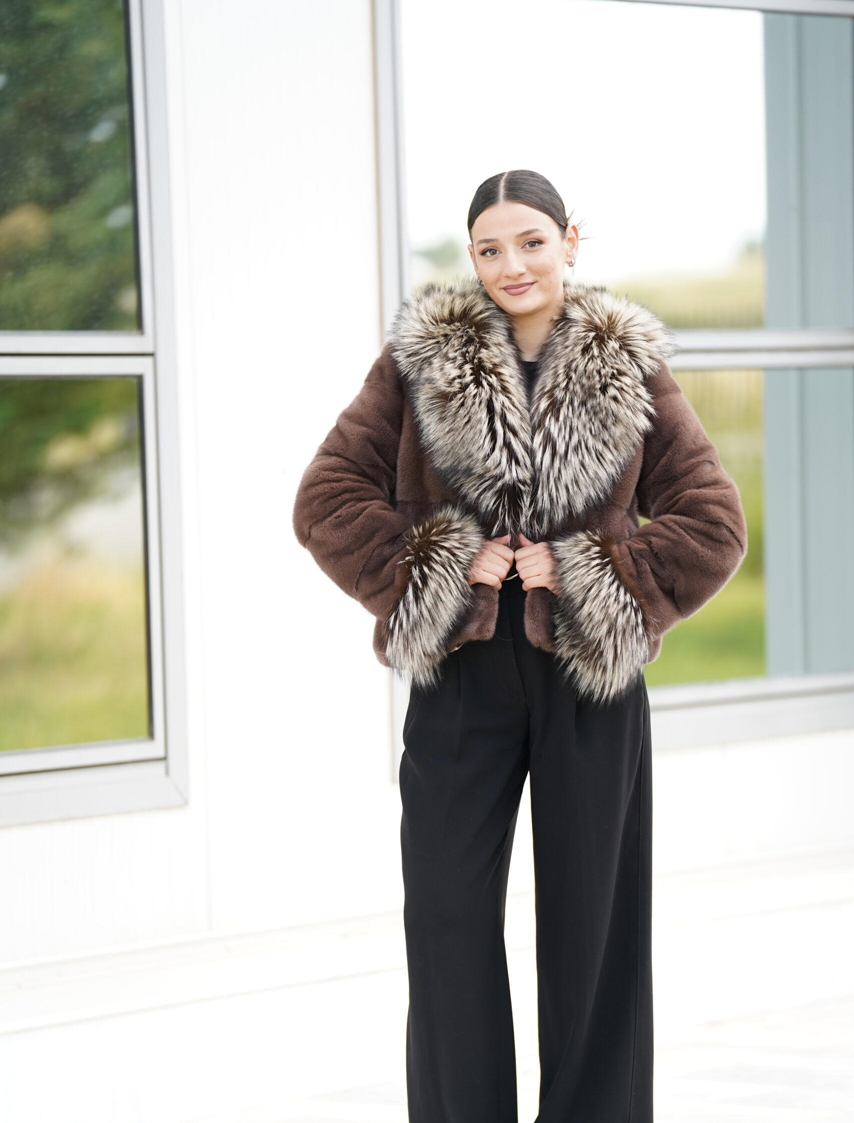 Elevate Your Winter Wardrobe with Real Mink Fur Coat with Fox Fur Trim, Women’s Elegant Outerwear