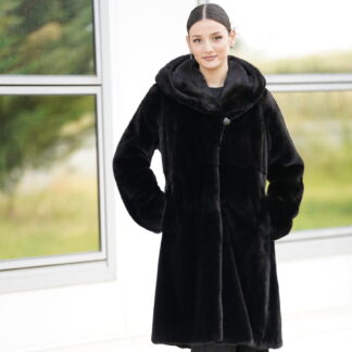 Elevate Your Winter Wardrobe with Real Mink Blackglama Fur Coat, Women’s Elegant Outerwear