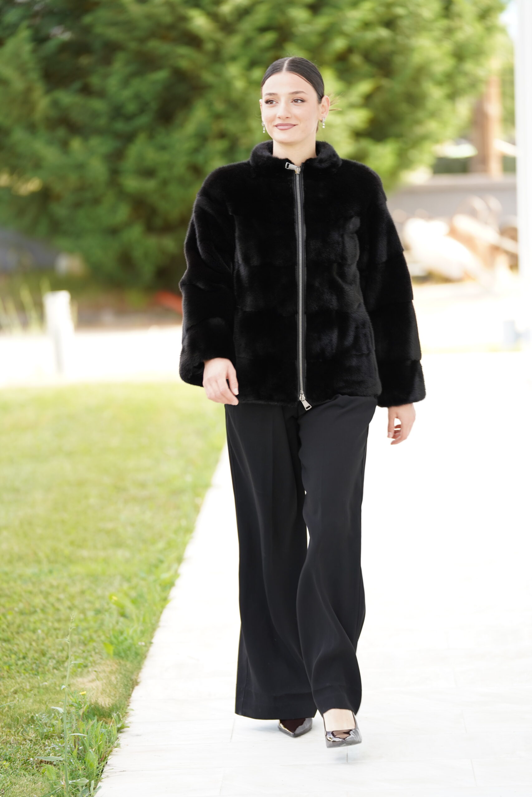 Elevate Your Winter Wardrobe with Real Mink Fur Coat, Women’s Elegant Outerwear - Image 3