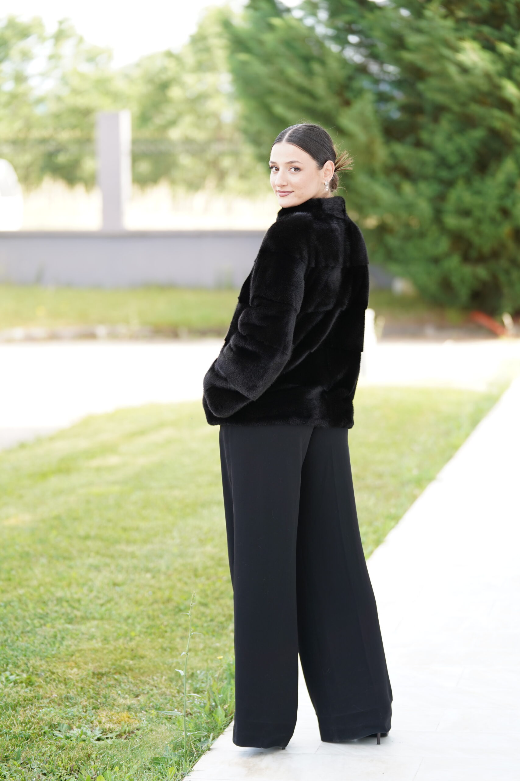 Elevate Your Winter Wardrobe with Real Mink Fur Coat, Women’s Elegant Outerwear - Image 6