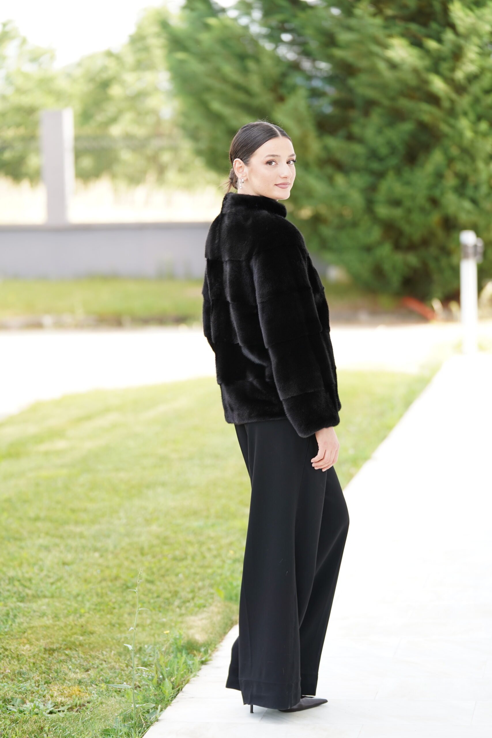 Elevate Your Winter Wardrobe with Real Mink Fur Coat, Women’s Elegant Outerwear - Image 8