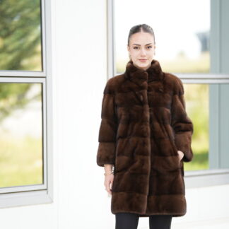 Elevate Your Winter Wardrobe with Real Mink Fur Coat, Women’s Elegant Outerwear