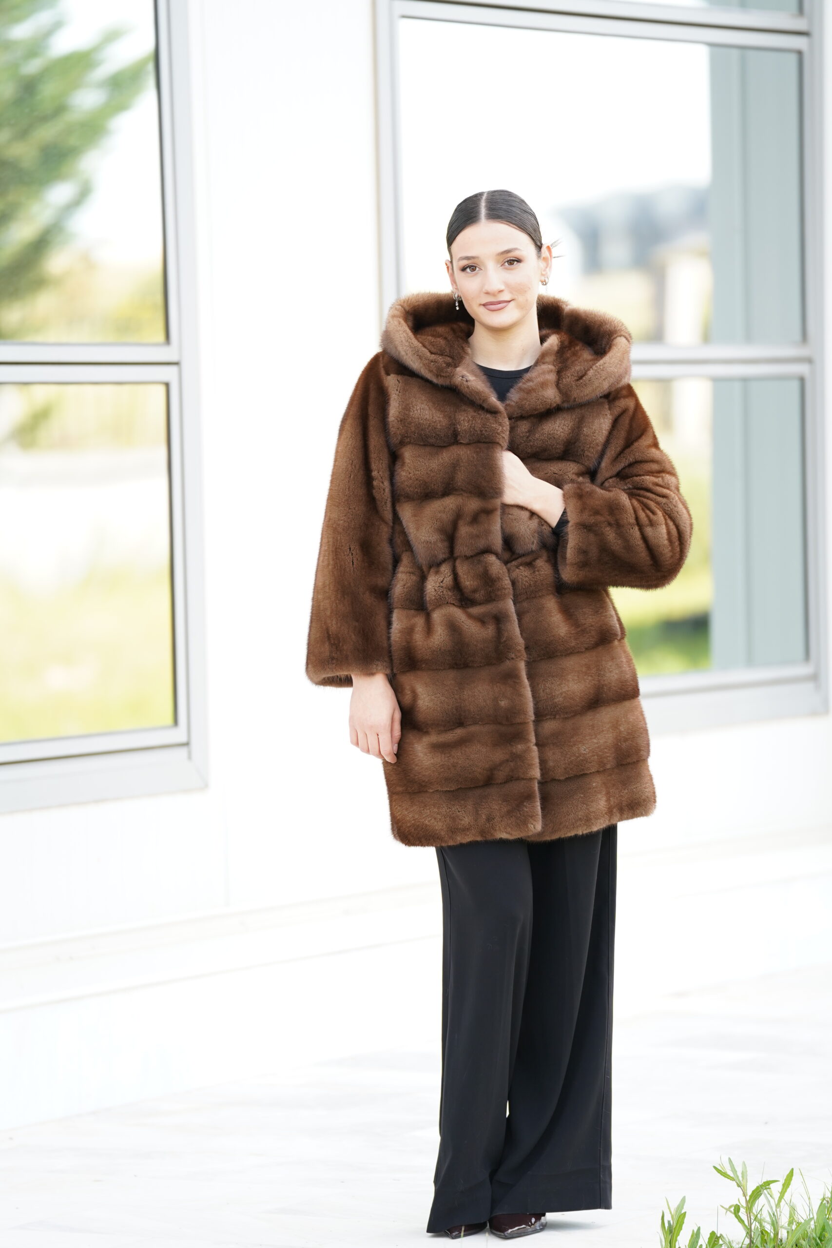 Elevate Your Winter Wardrobe with Real Mink Fur Coat, Women’s Elegant Outerwear - Image 4