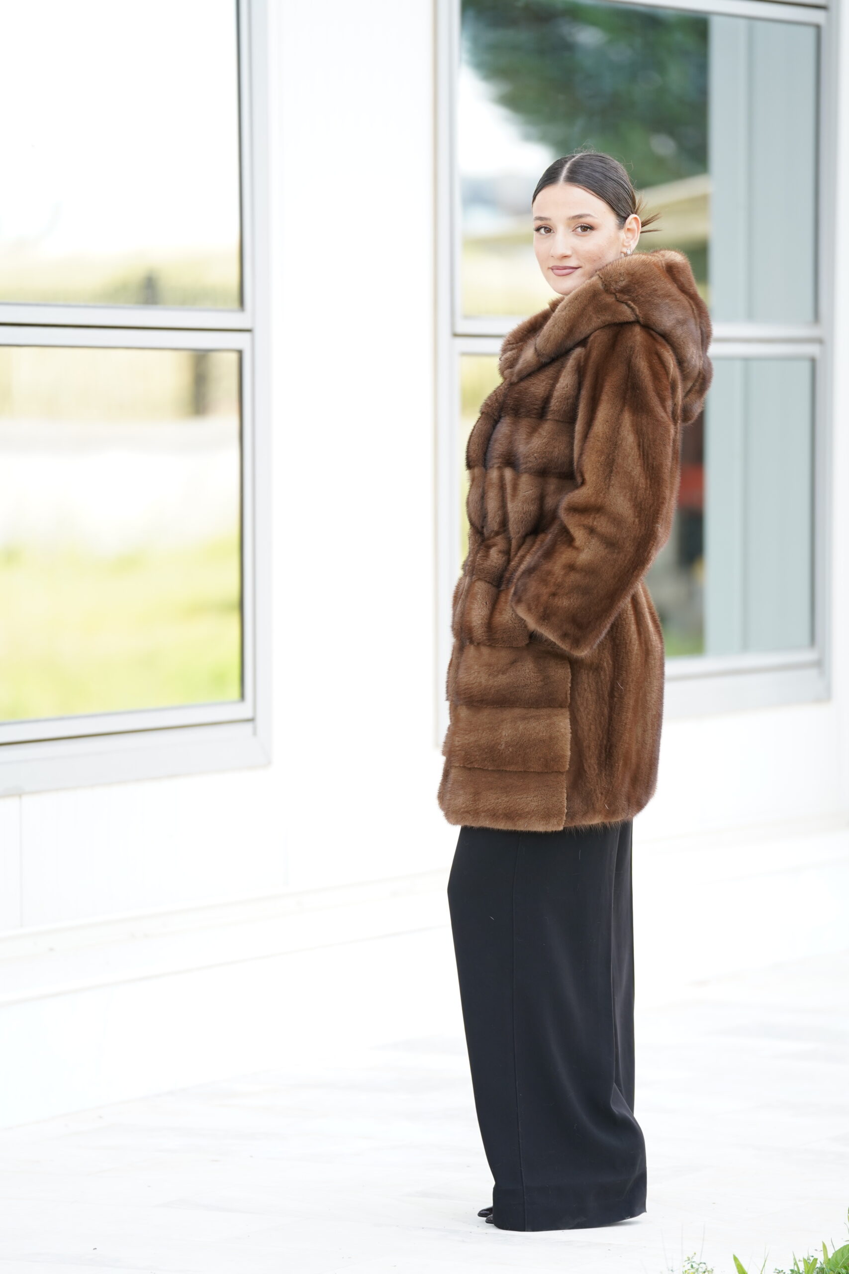 Elevate Your Winter Wardrobe with Real Mink Fur Coat, Women’s Elegant Outerwear - Image 5