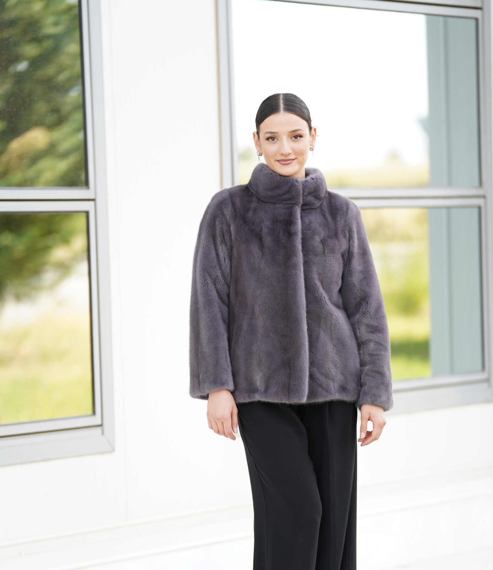 Elevate Your Winter Wardrobe with Real Mink Fur Coat, Women’s Elegant Outerwear
