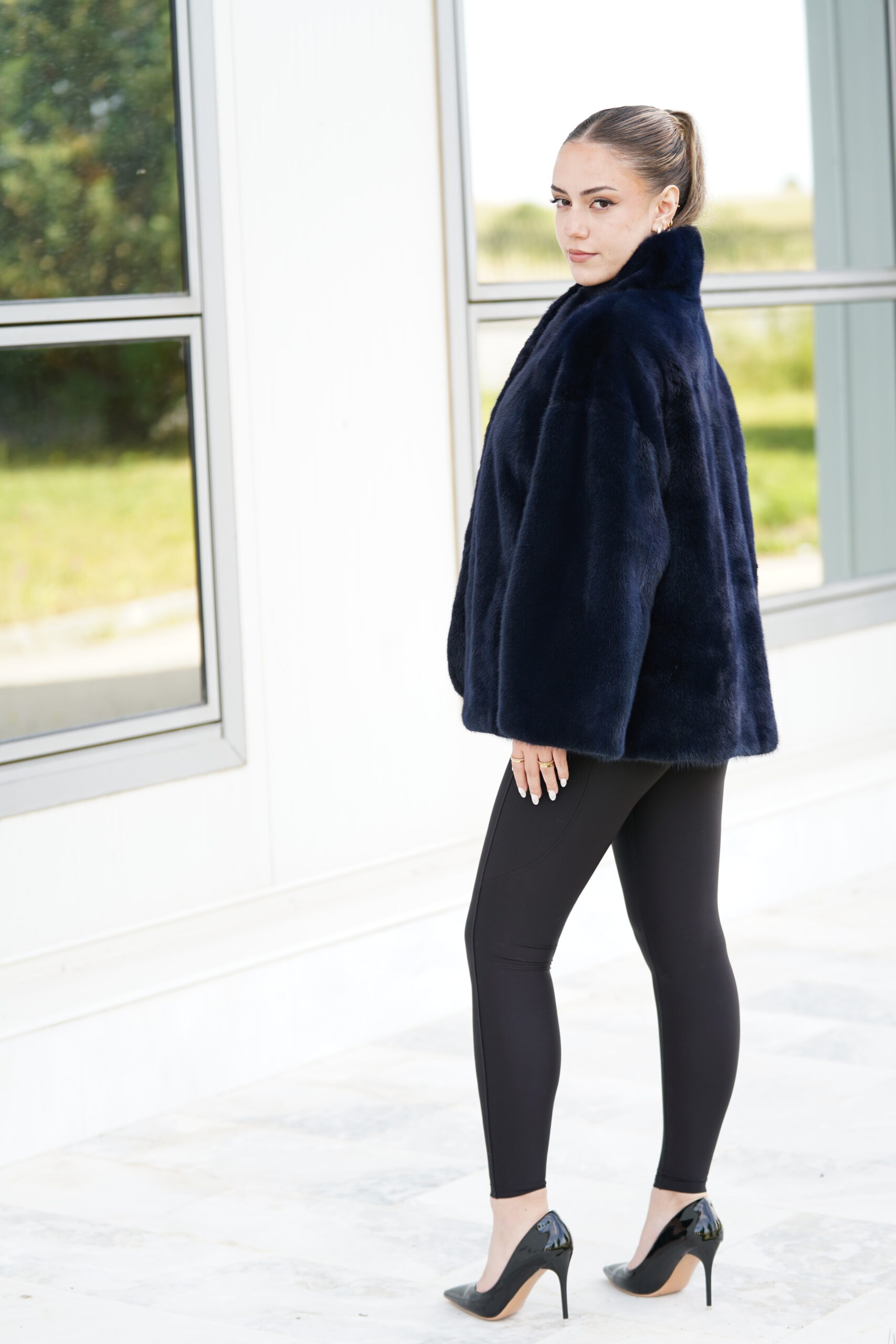 Elevate Your Winter Wardrobe with Real Mink Fur Coat, Women’s Elegant Outerwear - Image 5