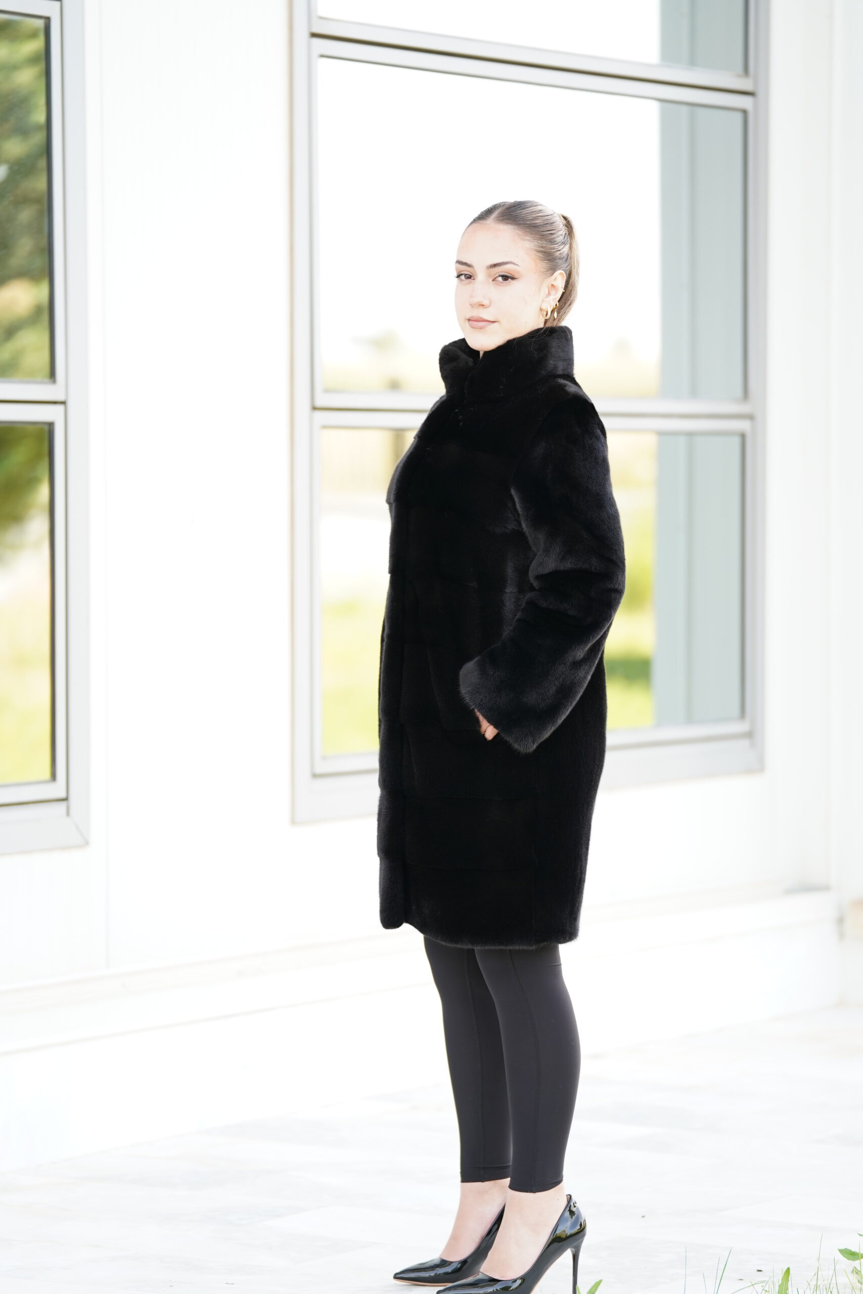 Elevate Your Winter Wardrobe with Real Mink Blackglama Fur Coat, Women’s Elegant Outerwear - Image 3