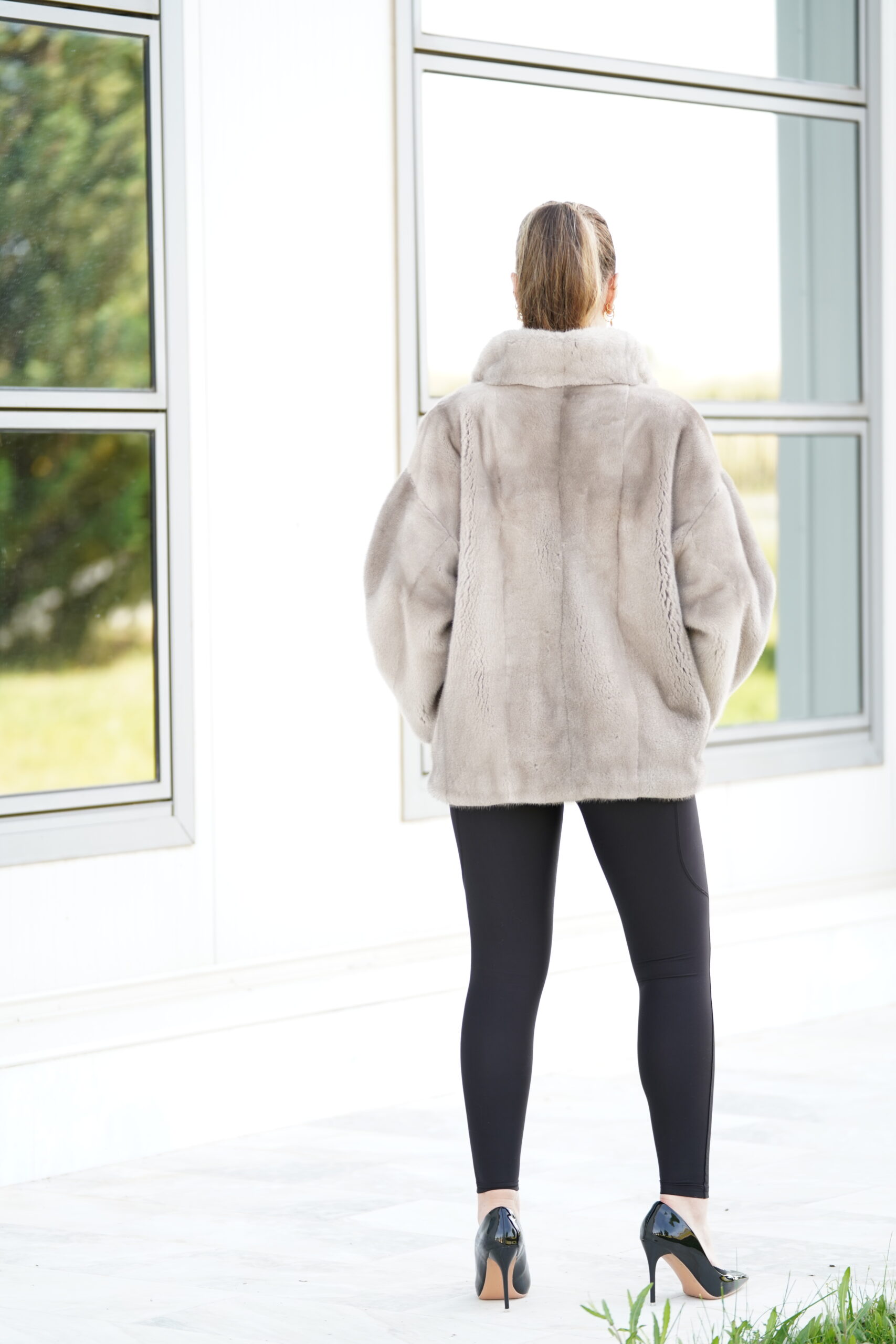 Elevate Your Winter Wardrobe with Real Mink Fur Coat, Women’s Elegant Outerwear - Image 6