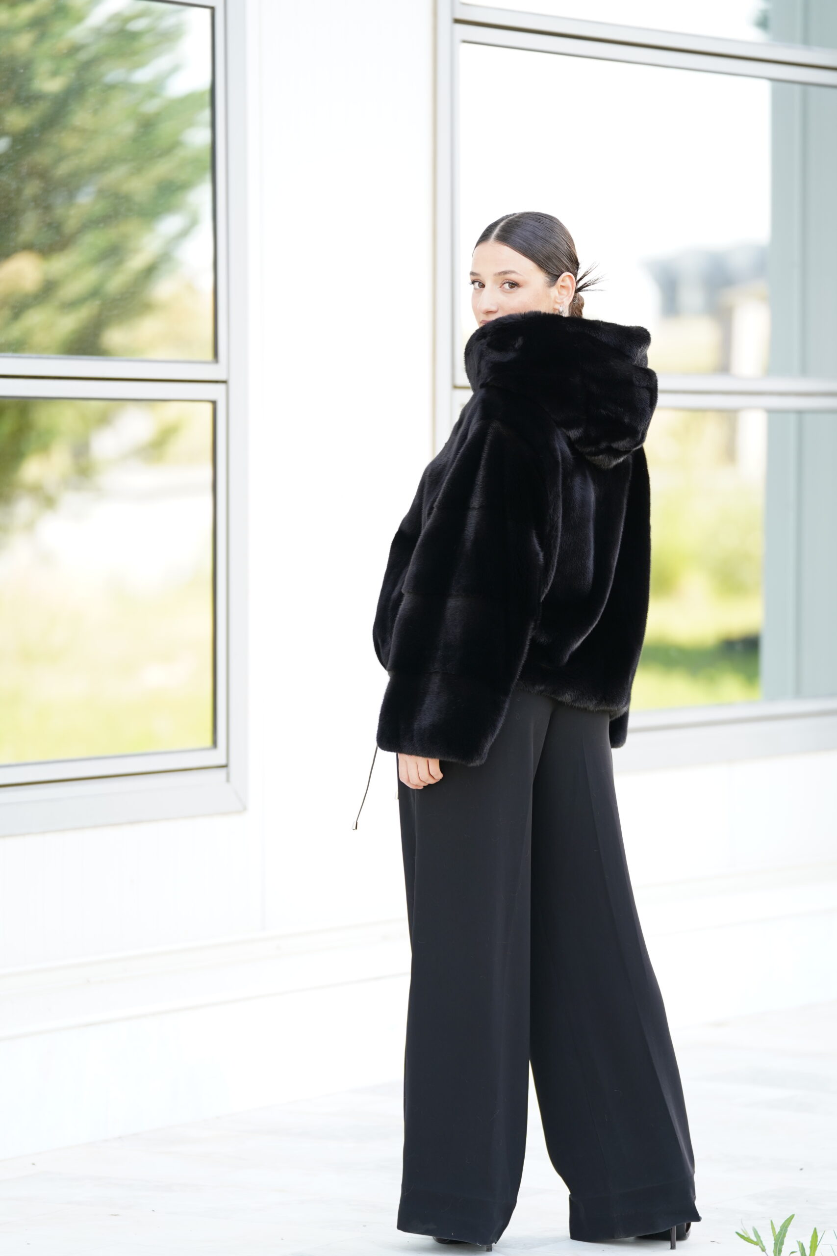 Elevate Your Winter Wardrobe with Real Mink Blackglama Fur Coat, Women’s Elegant Outerwear - Image 5