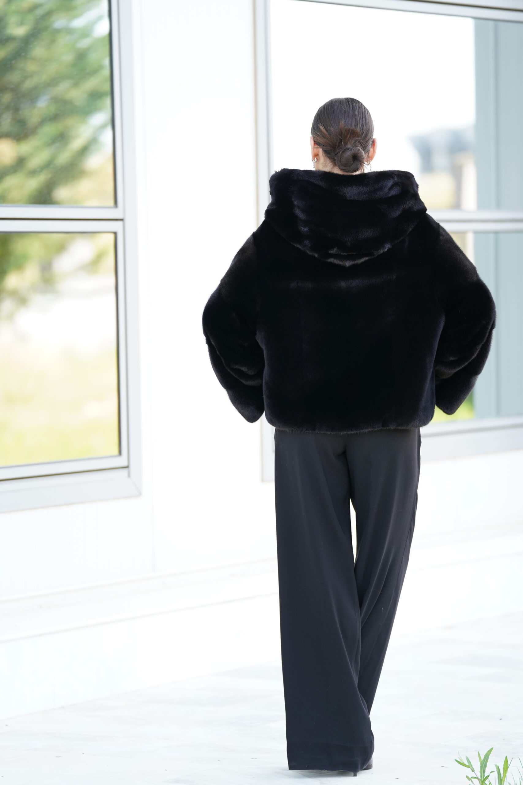 Elevate Your Winter Wardrobe with Real Mink Blackglama Fur Coat, Women’s Elegant Outerwear - Image 6