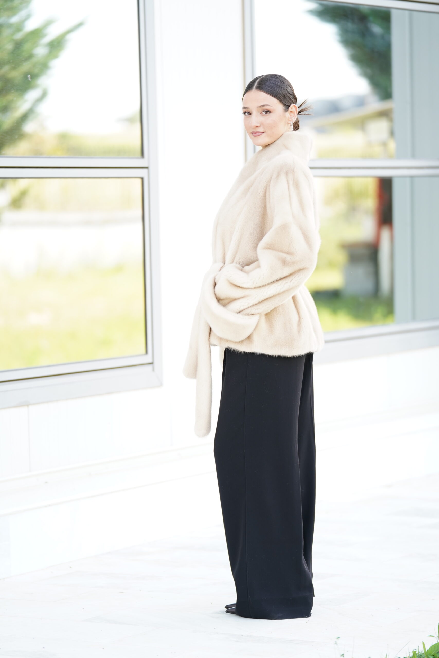 Elevate Your Winter Wardrobe with Real Palomino Mink Fur Coat, Women’s Elegant Outerwear - Image 5
