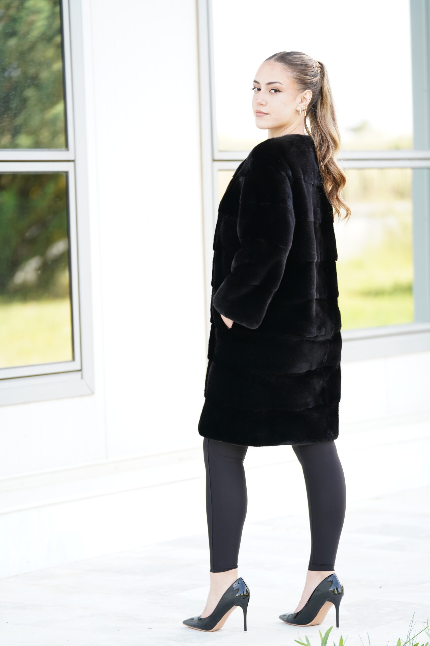 Elevate Your Winter Wardrobe with Real Mink Fur Coat, Women’s Elegant Outerwear - Image 5
