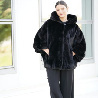 Elevate Your Winter Wardrobe with Real Mink Fur Coat, Women’s Elegant Outerwear
