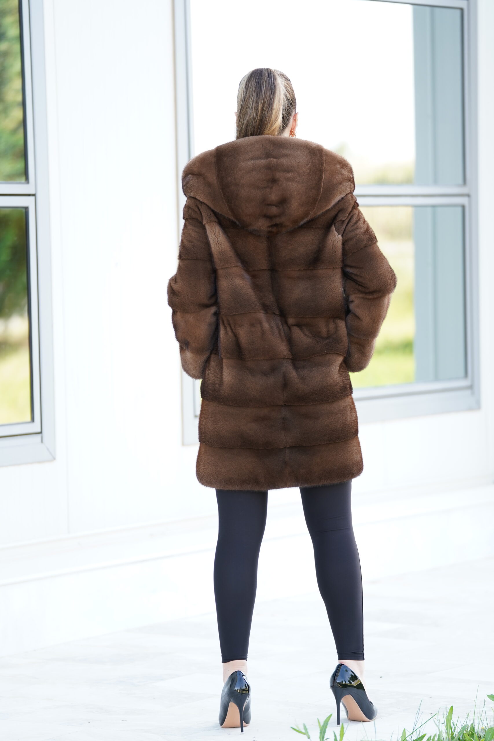 Elevate Your Winter Wardrobe with Real Mink Fur Coat, Women’s Elegant Outerwear - Image 5
