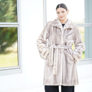 Elevate Your Winter Wardrobe with Real Mink Fur Coat, Women’s Elegant Outerwear