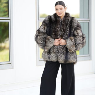 Elevate Your Winter Wardrobe with Real Fox Fur Coat, Women’s Elegant Outerwear