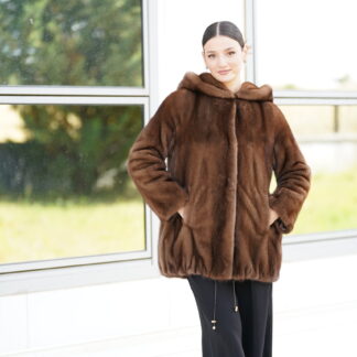 Elevate Your Winter Wardrobe with Real Mink Fur Coat, Women’s Elegant Outerwear