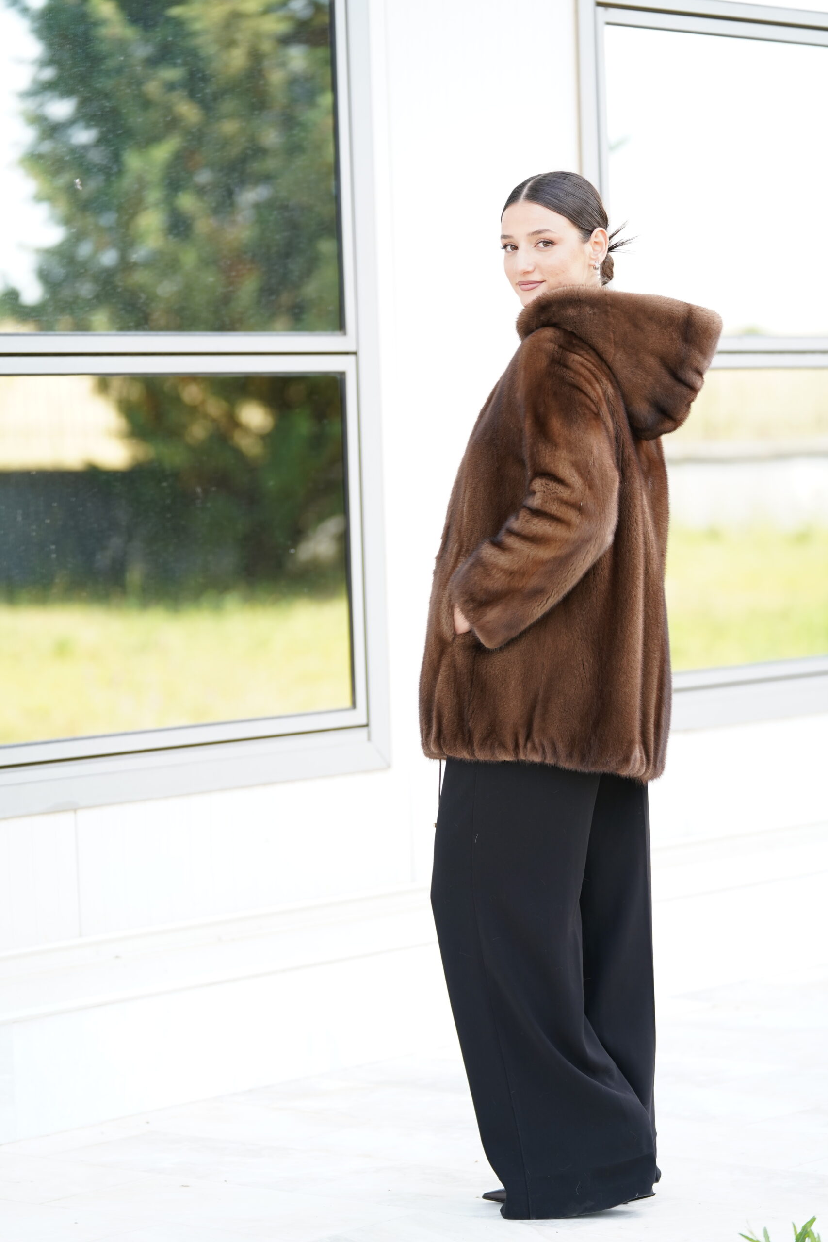 Elevate Your Winter Wardrobe with Real Mink Fur Coat, Women’s Elegant Outerwear - Image 4