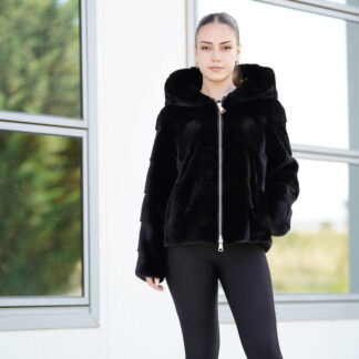 Elevate Your Winter Wardrobe with Real Mink Blackglama Fur Coat, Women’s Elegant Outerwear
