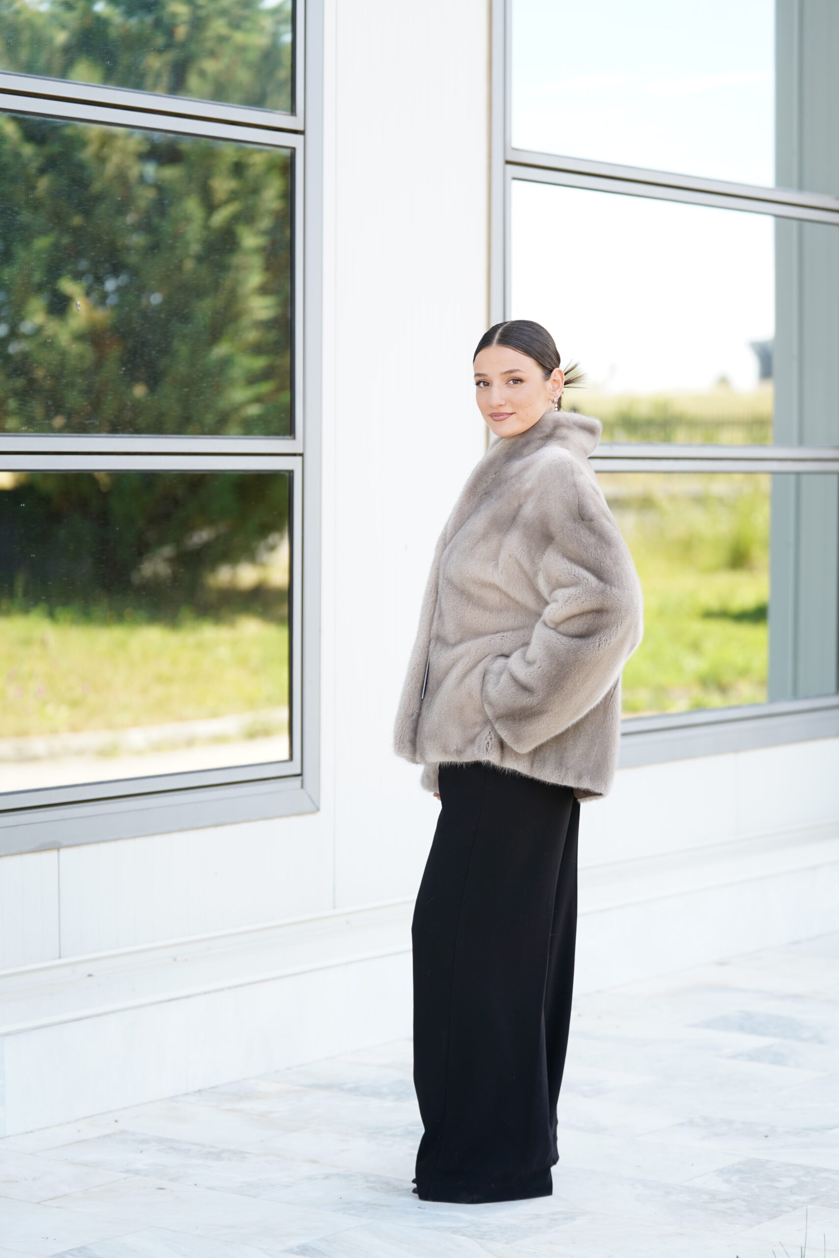 Elevate Your Winter Wardrobe with Real Mink Fur Coat, Women’s Elegant Outerwear - Image 4