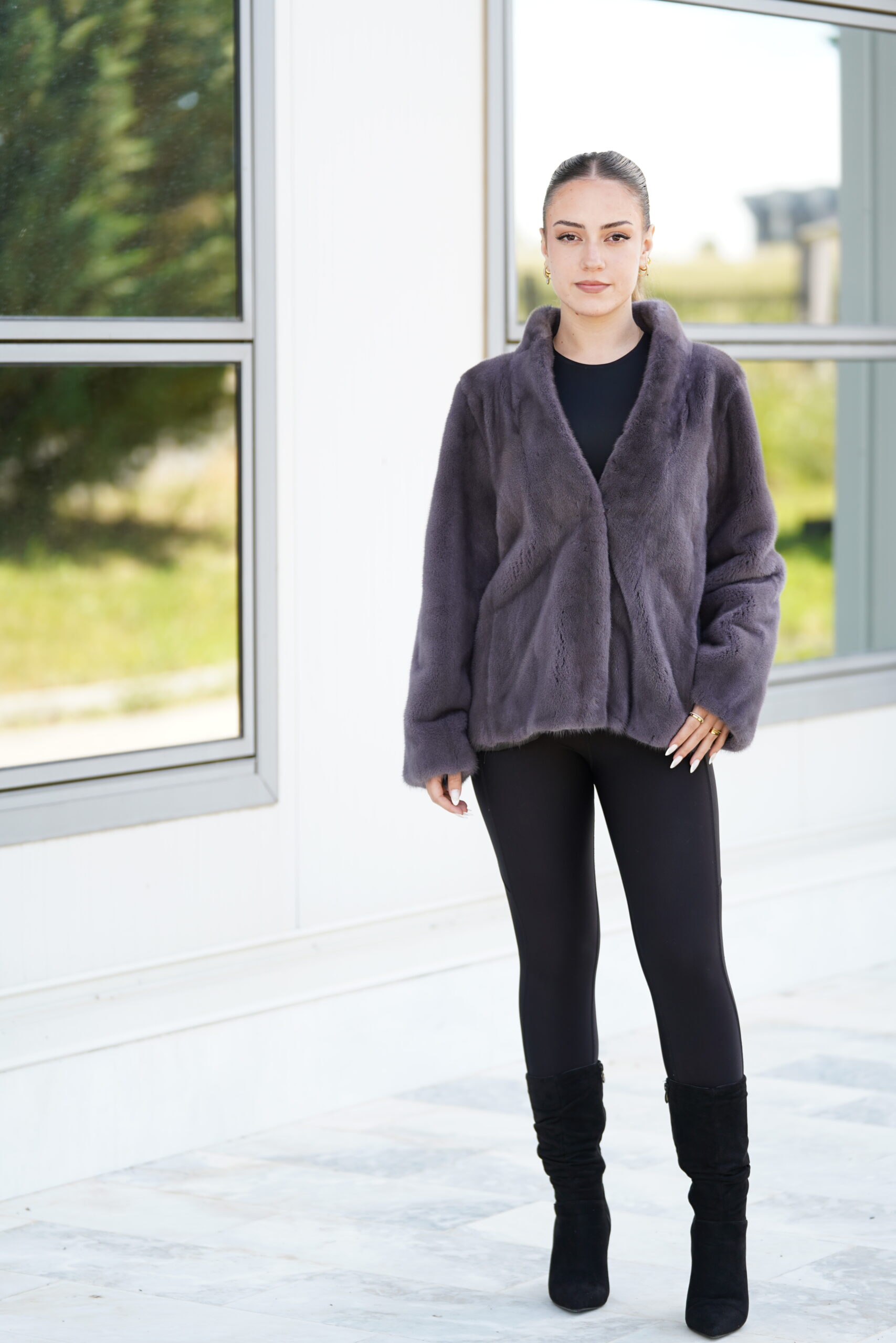 Elevate Your Winter Wardrobe with Real Mink Fur Coat, Women’s Elegant Outerwear - Image 4
