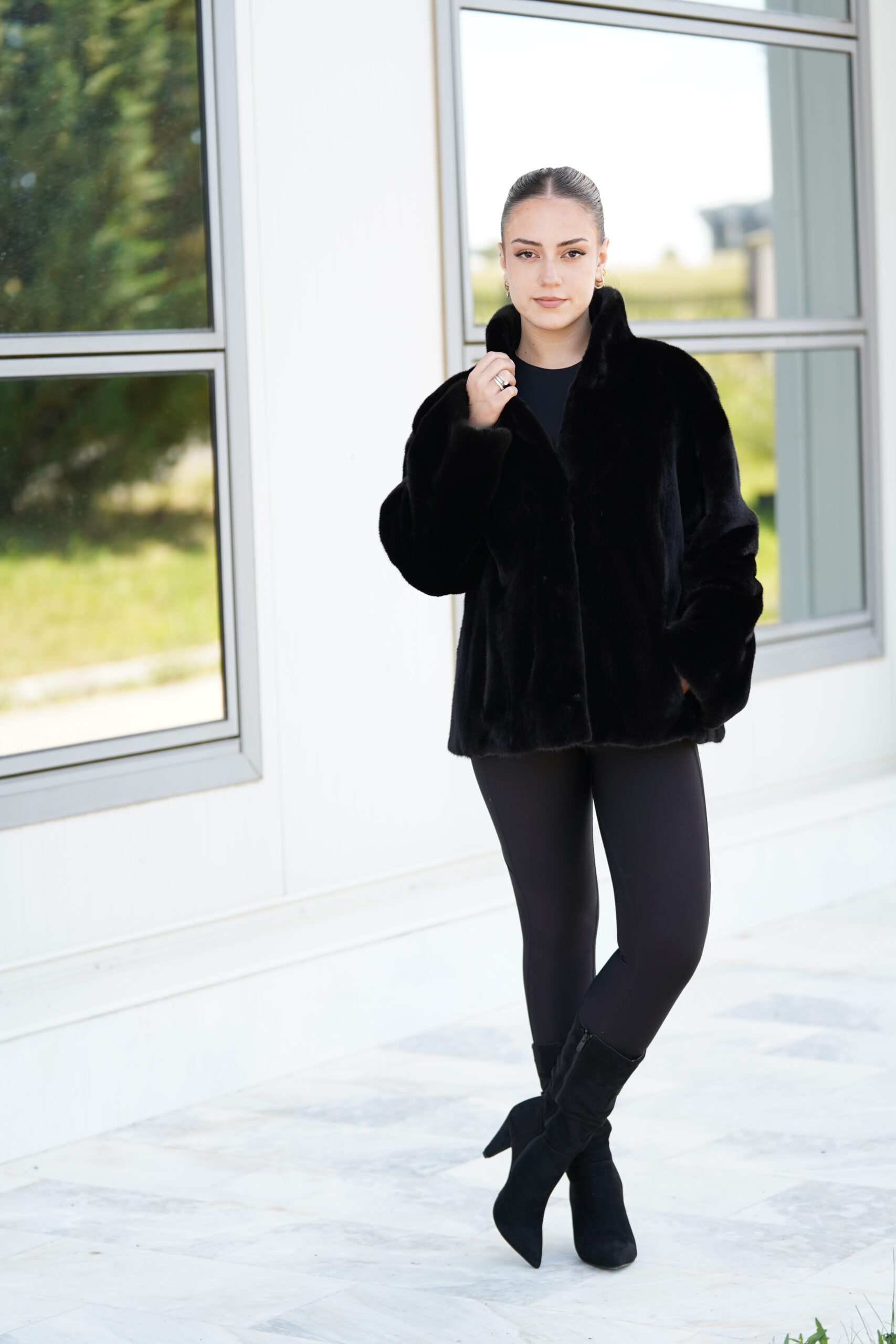 Elevate Your Winter Wardrobe with Real Mink Blackglama Fur Coat, Women’s Elegant Outerwear - Image 6