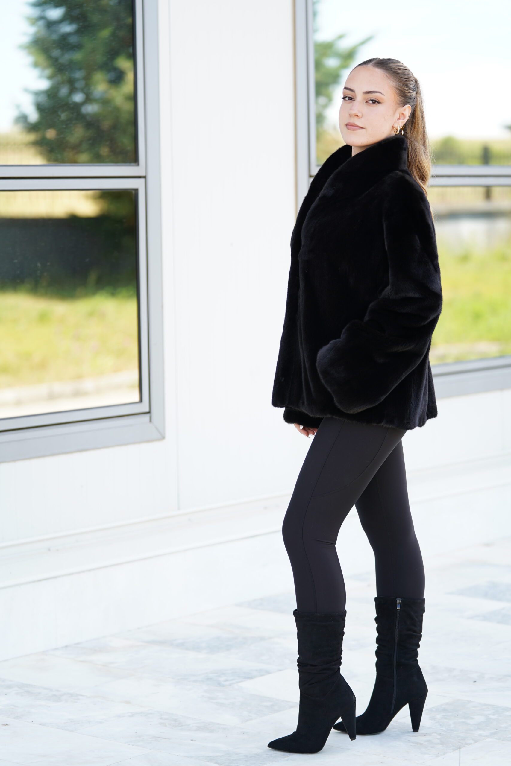 Elevate Your Winter Wardrobe with Real Mink Blackglama Fur Coat, Women’s Elegant Outerwear - Image 7