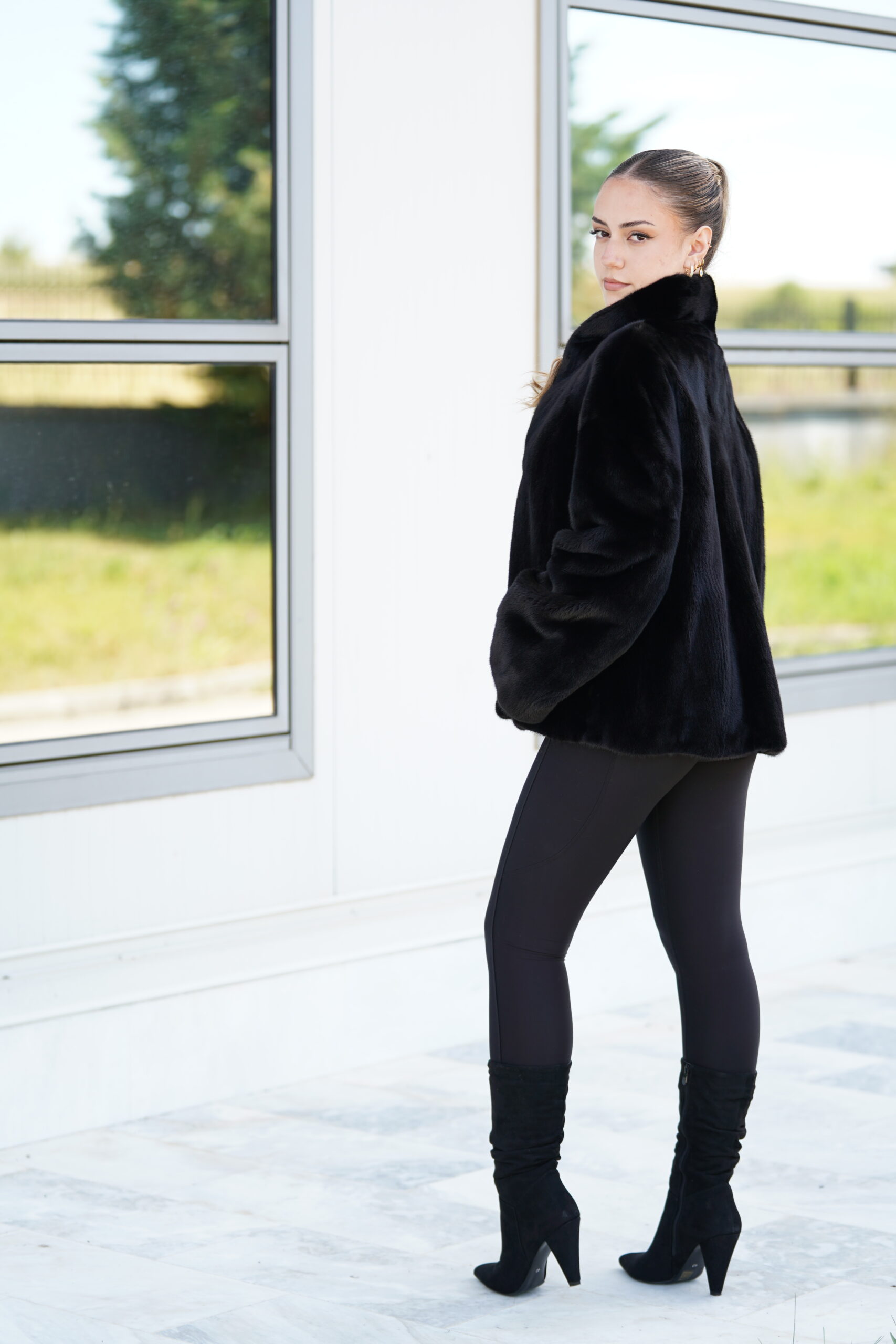 Elevate Your Winter Wardrobe with Real Mink Blackglama Fur Coat, Women’s Elegant Outerwear - Image 8