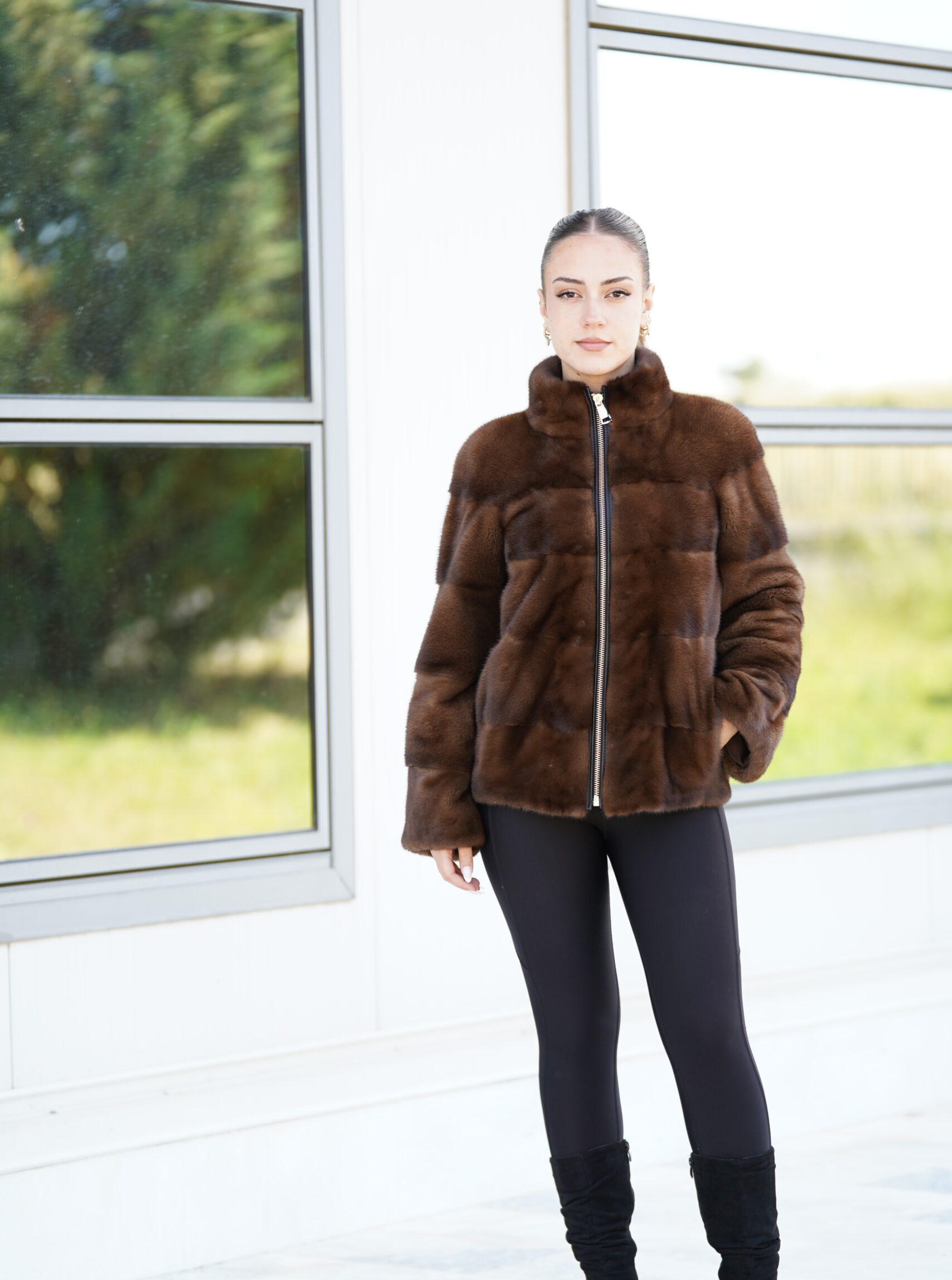 Elevate Your Winter Wardrobe with Real Mink Fur Coat, Women’s Elegant Outerwear