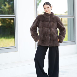 Elevate Your Winter Wardrobe with Real Mink Fur Coat, Women’s Elegant Outerwear