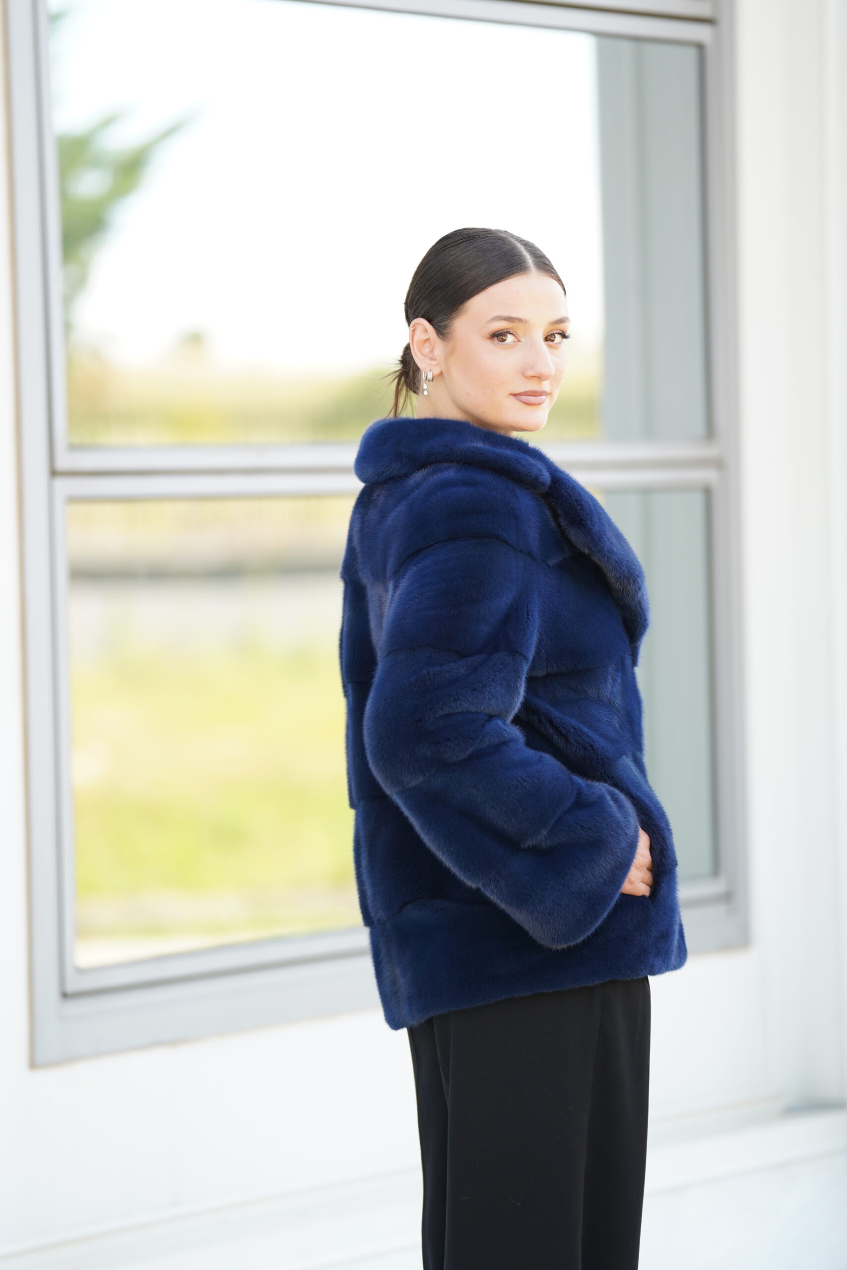 Elevate Your Winter Wardrobe with Real Mink Fur Coat, Women’s Elegant Outerwear - Image 6