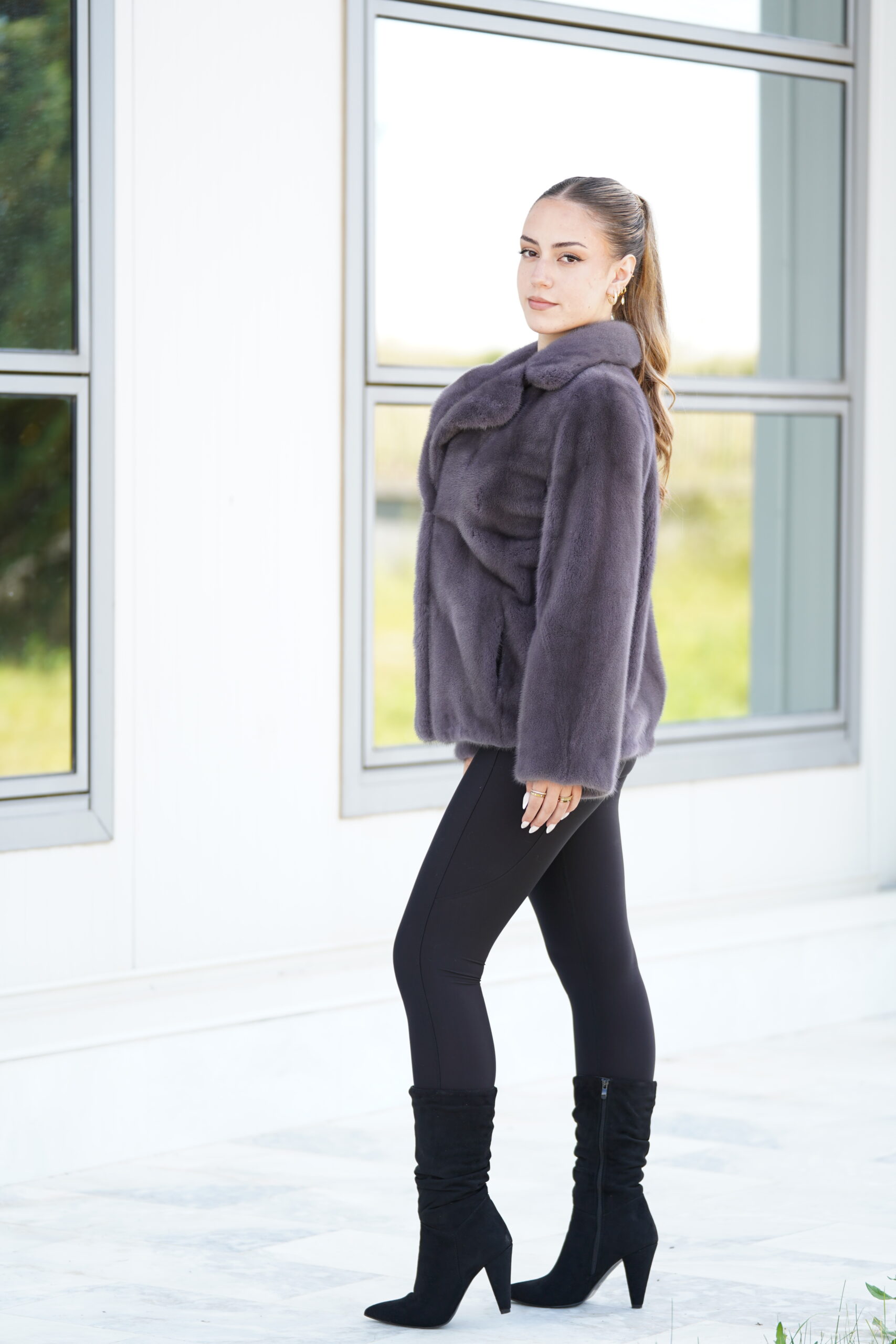 Elevate Your Winter Wardrobe with Real Mink Fur Coat, Women’s Elegant Outerwear - Image 4