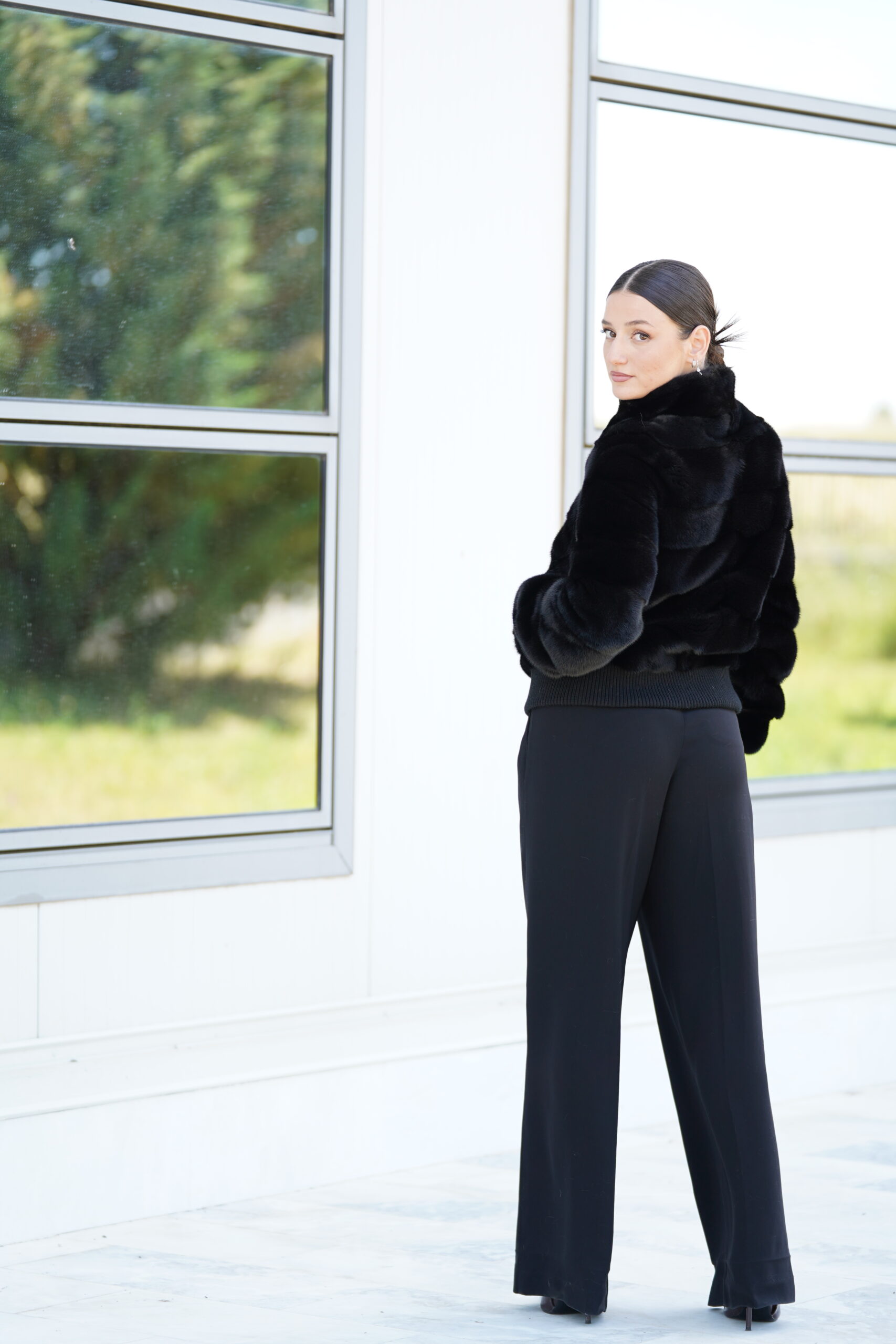 Elevate Your Winter Wardrobe with Real Mink Fur Coat, Women’s Elegant Outerwear - Image 4