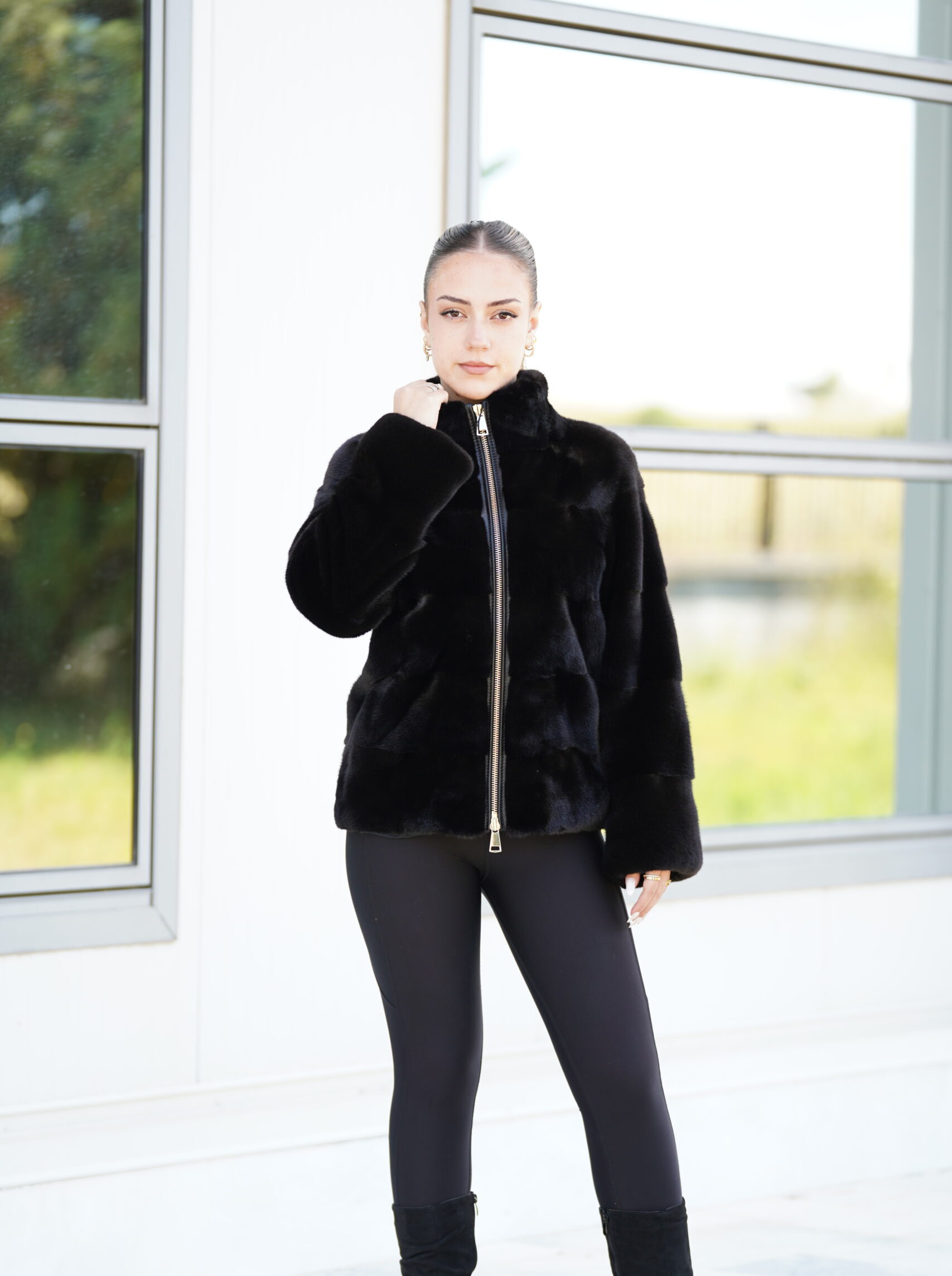 Elevate Your Winter Wardrobe with Real Mink Blackglama Fur Coat, Women’s Elegant Outerwear