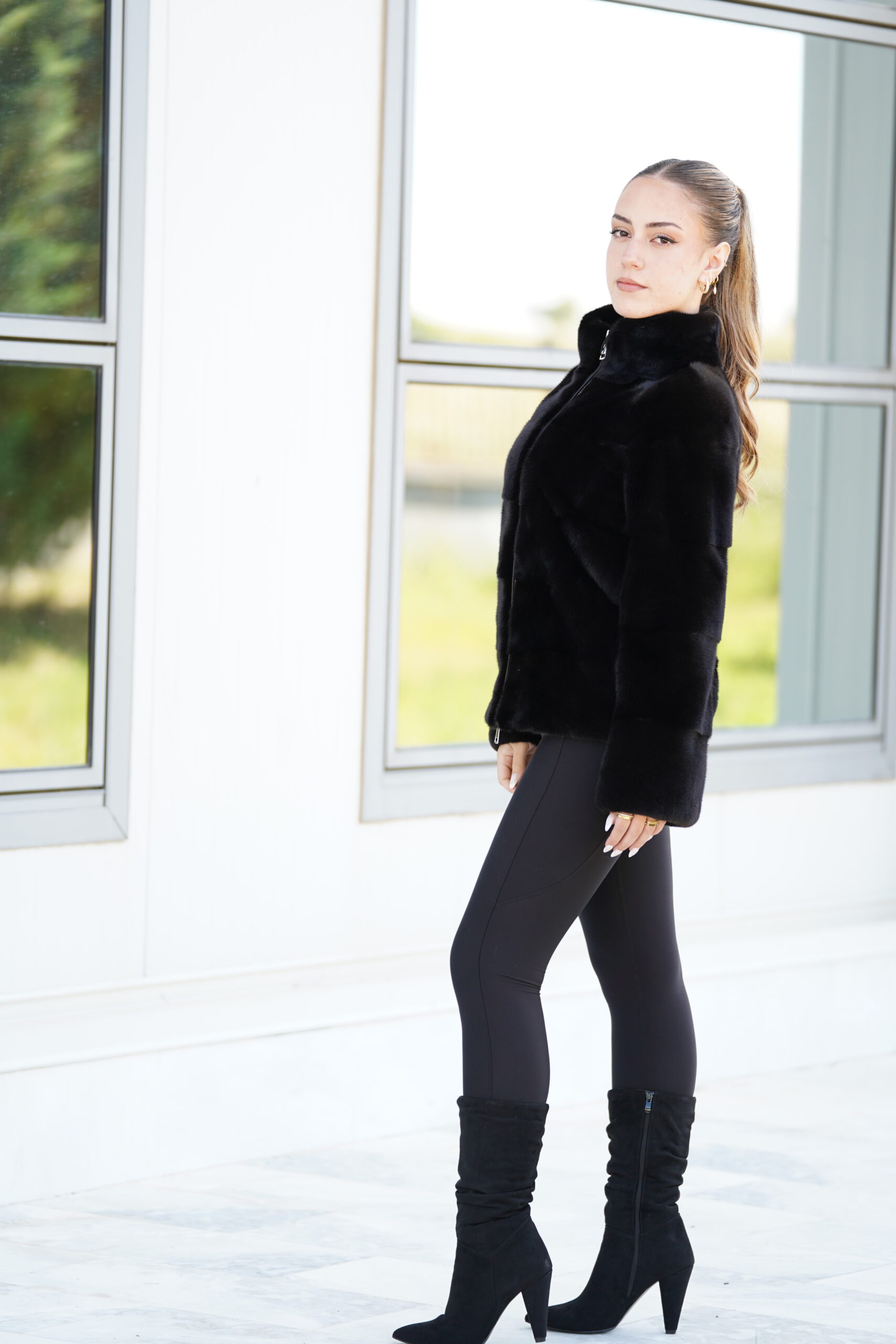 Elevate Your Winter Wardrobe with Real Mink Blackglama Fur Coat, Women’s Elegant Outerwear - Image 4